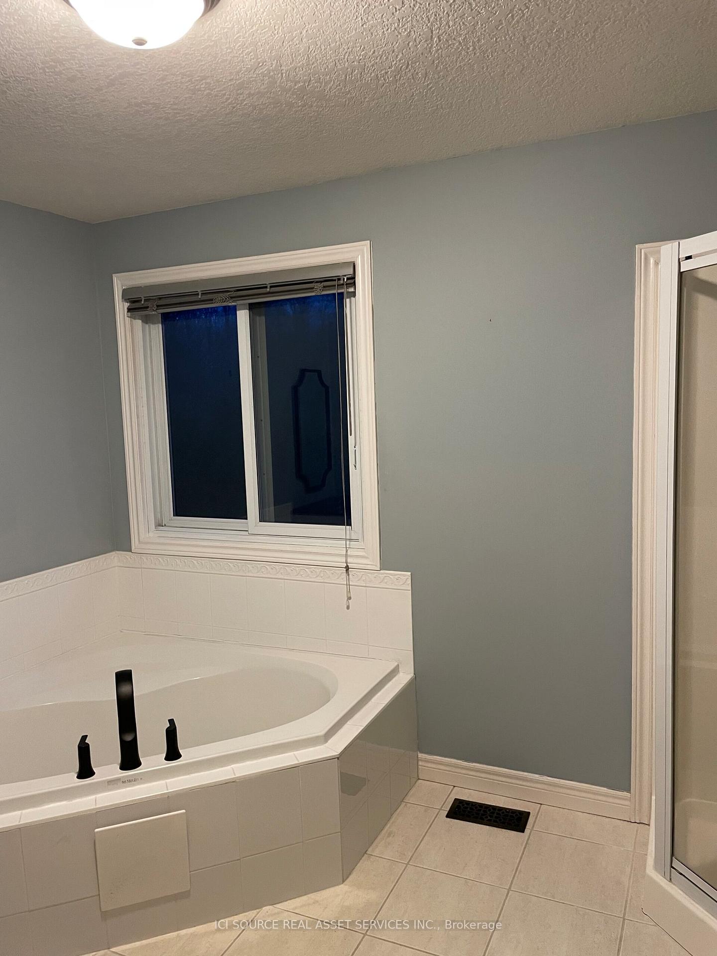 Photo 6 of 808 Grey Alder Court, Waterloo, Columbia Forest — HOMEH