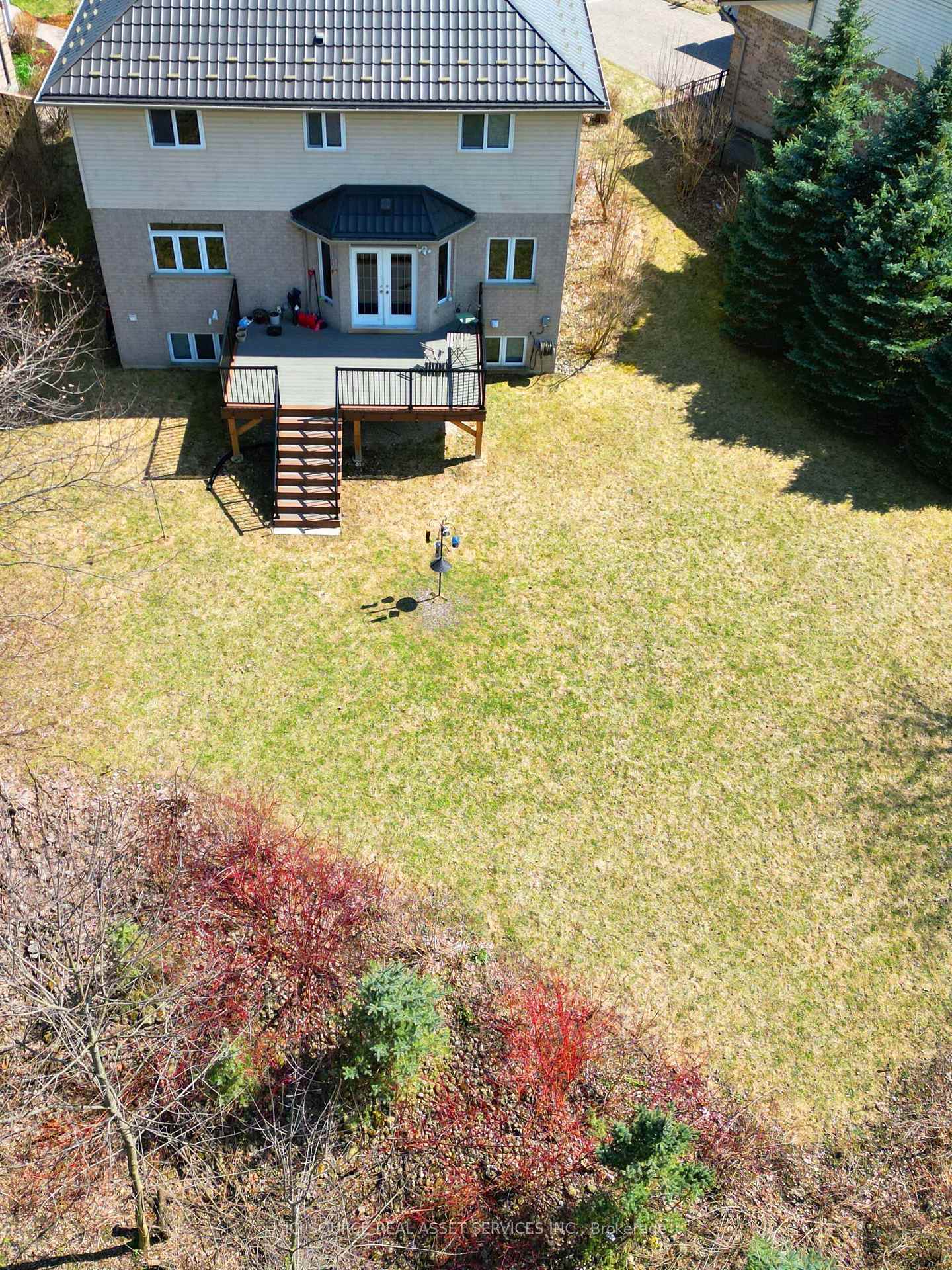 Photo 10 of 808 Grey Alder Court, Waterloo, Columbia Forest — HOMEH