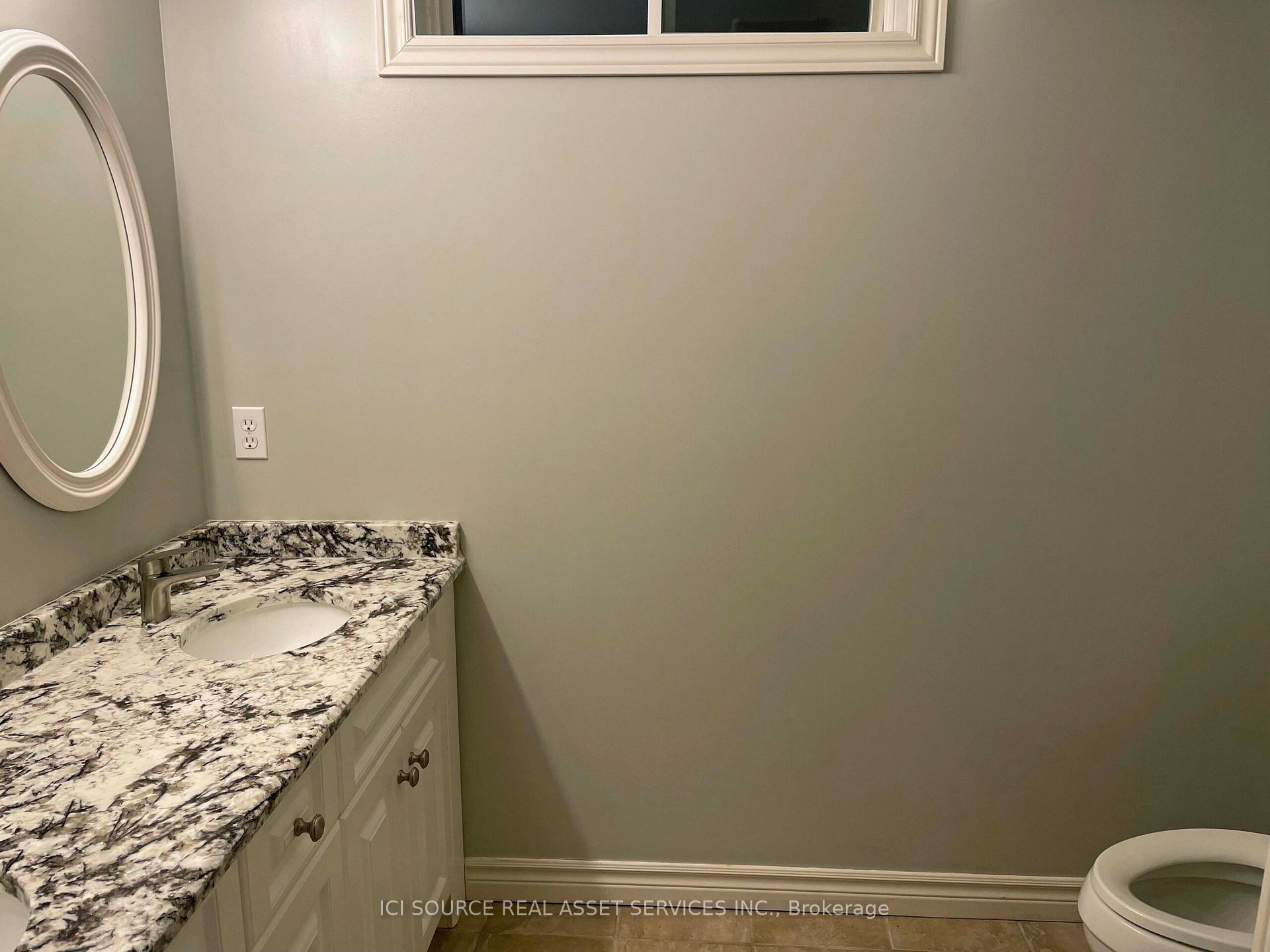 Photo 11 of 808 Grey Alder Court, Waterloo, Columbia Forest — HOMEH