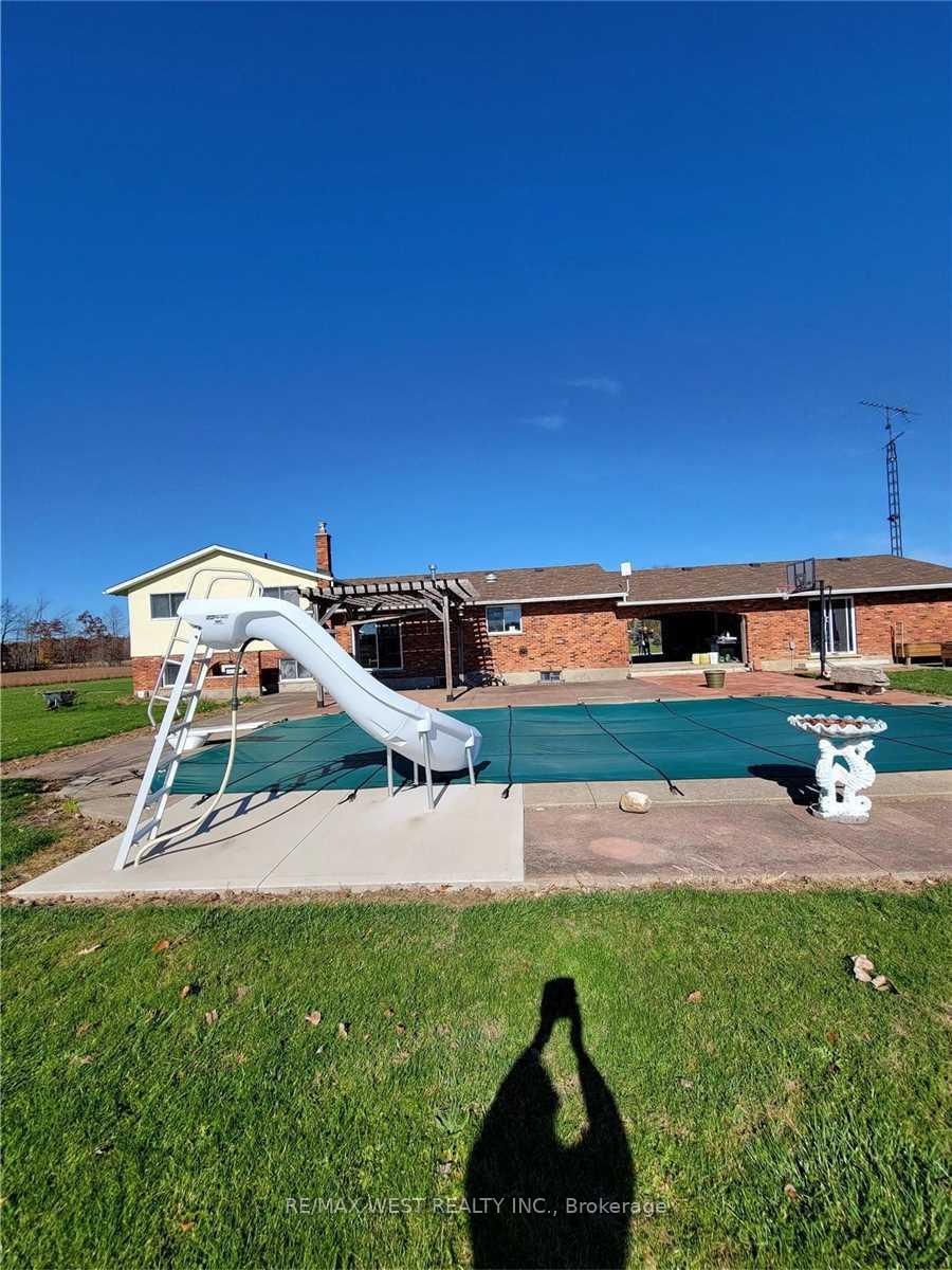 Photo 10 of 52161 Willford Road, Wainfleet, Marshville/Winger — HOMEH