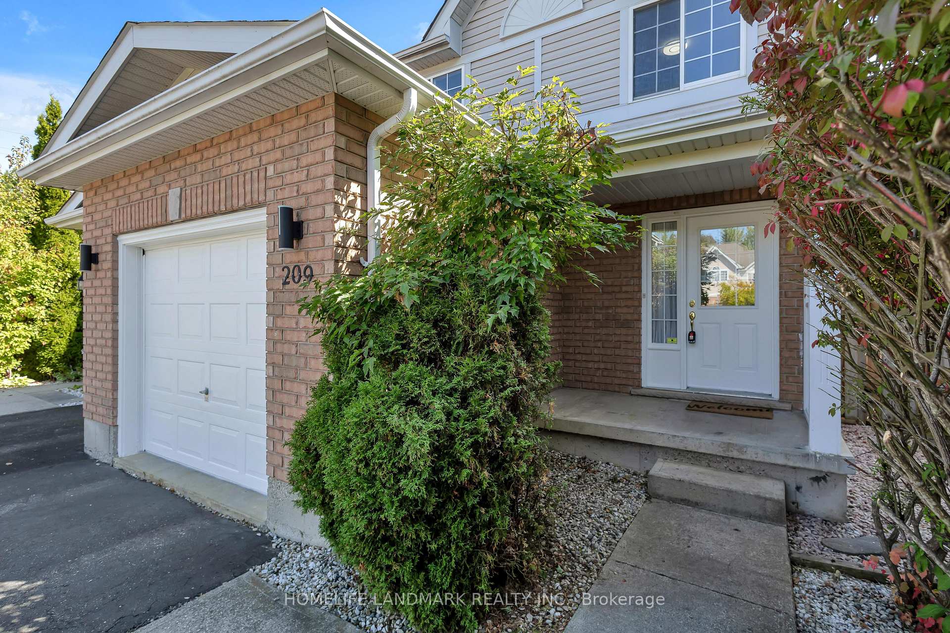Photo 3 of 209 Deacon Wood Place, Waterloo — HOMEH