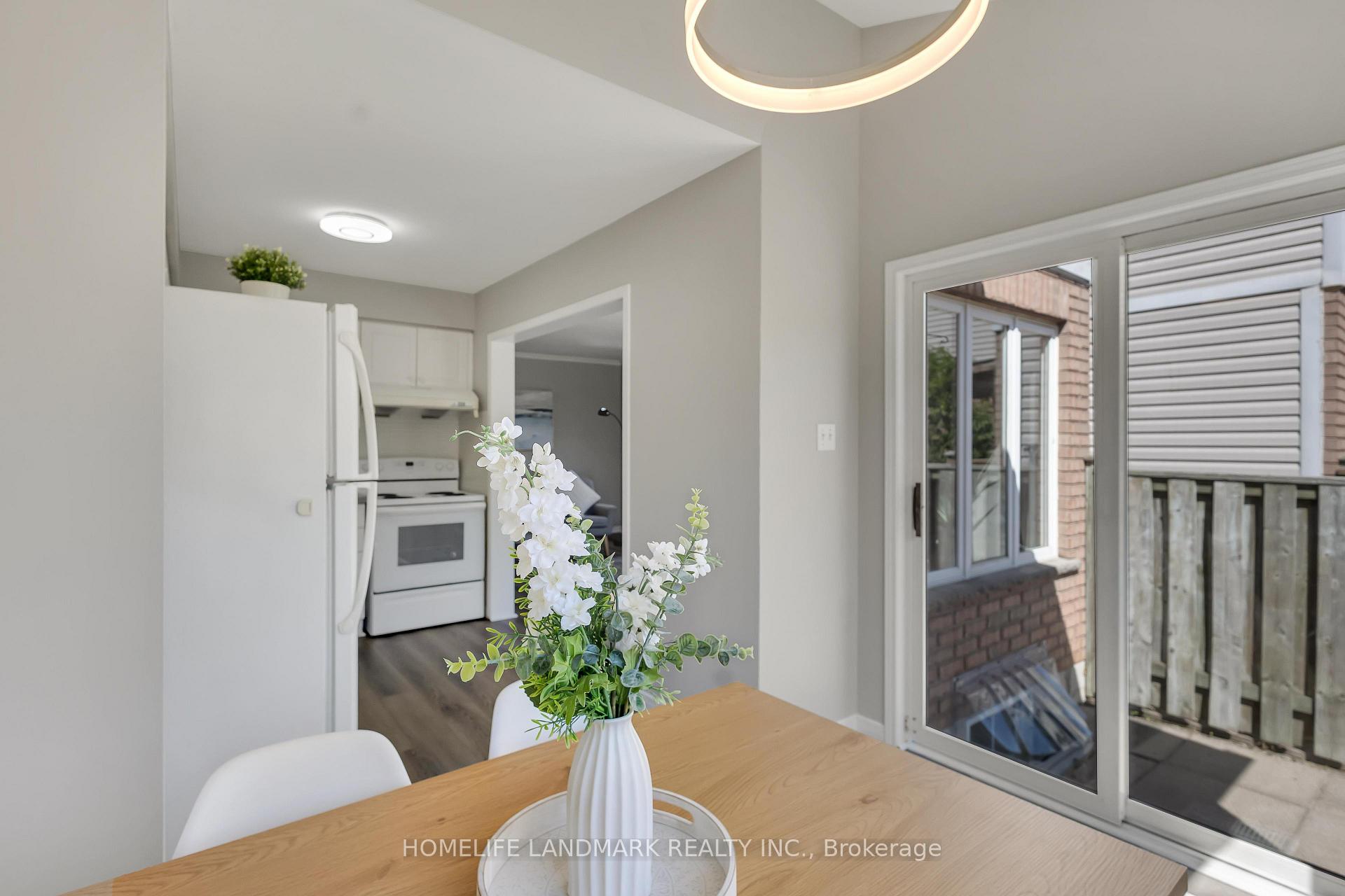 Photo 13 of 209 Deacon Wood Place, Waterloo — HOMEH