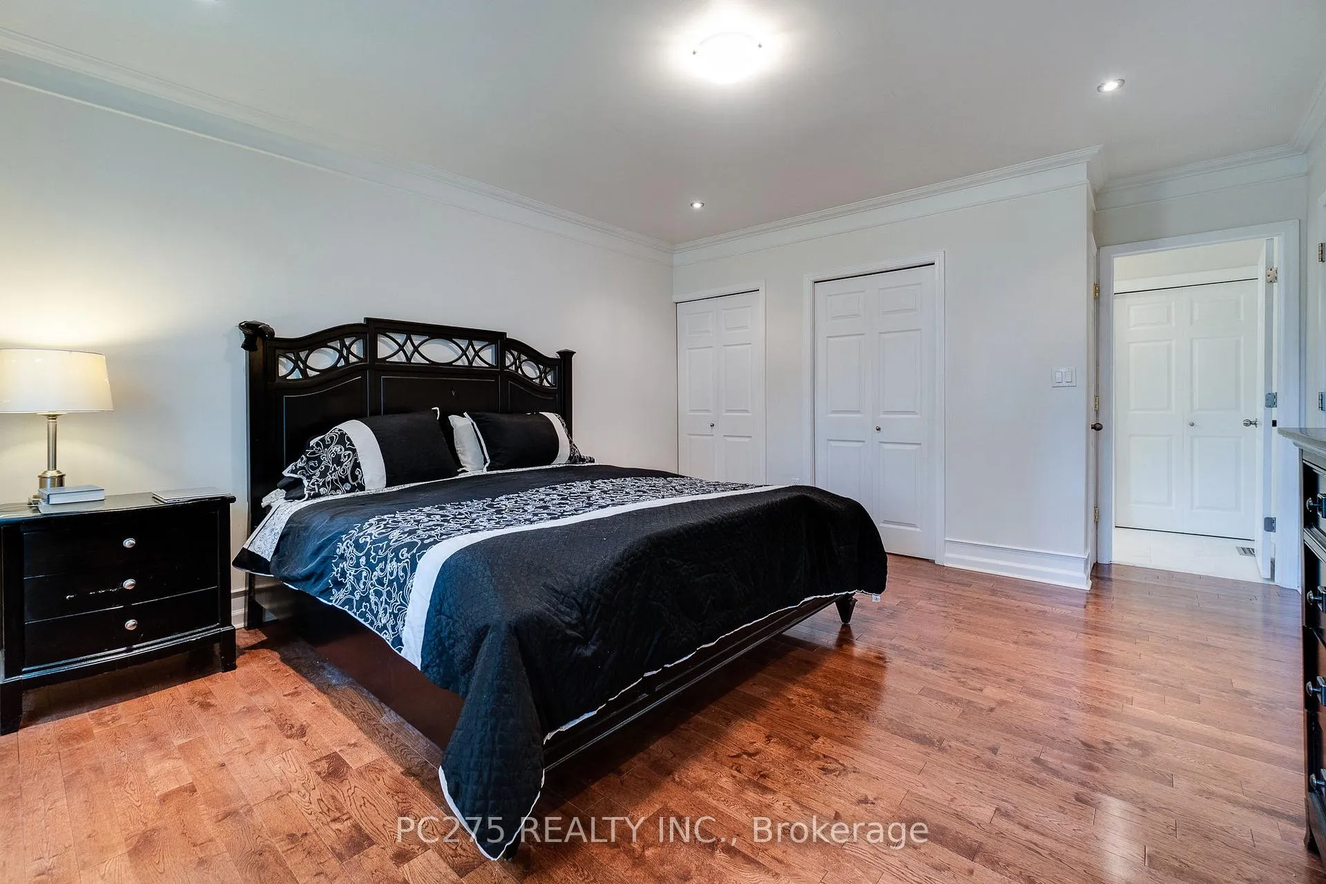Photo 33 of 23 Mactavesh Crescent, Bluewater, Bayfield — HOMEH