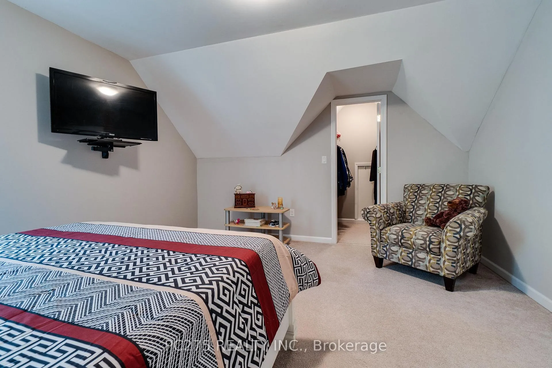 Photo 43 of 23 Mactavesh Crescent, Bluewater, Bayfield — HOMEH