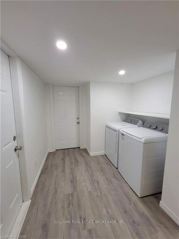 Photo 10 of Unit B, 385 Beechdrops Drive, Waterloo — HOMEH