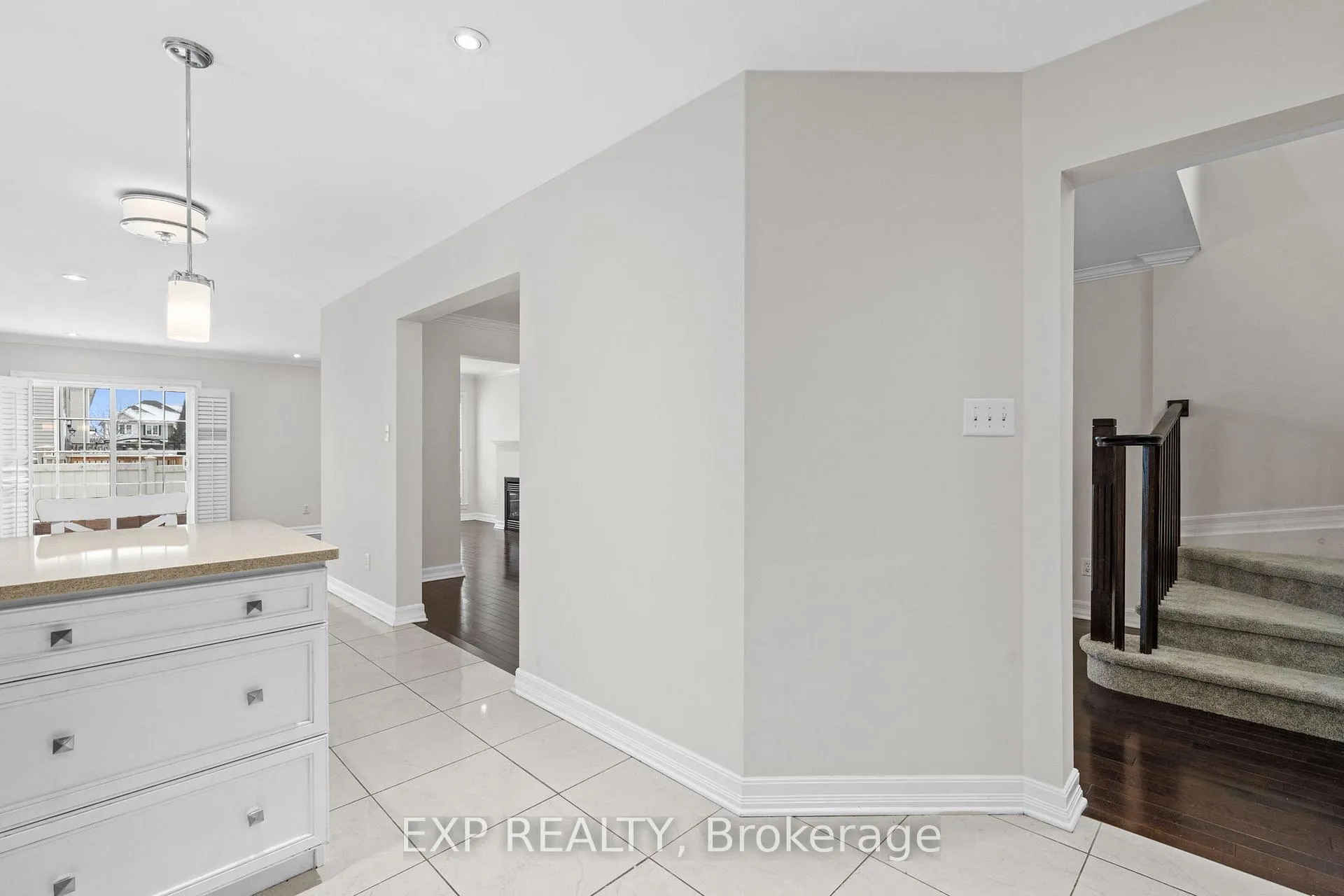 Photo 22 of 552 Ashbourne Crescent, Ottawa, Barrhaven - Stonebridge — HOMEH
