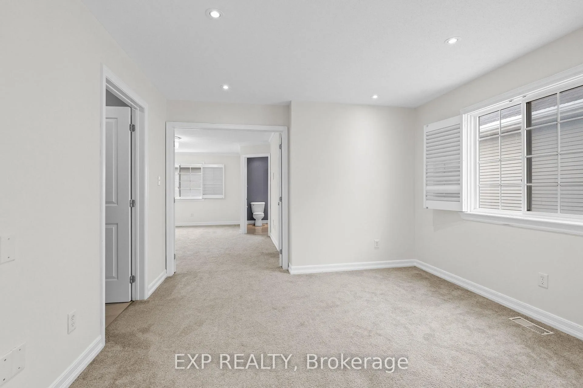 Photo 41 of 552 Ashbourne Crescent, Ottawa, Barrhaven - Stonebridge — HOMEH