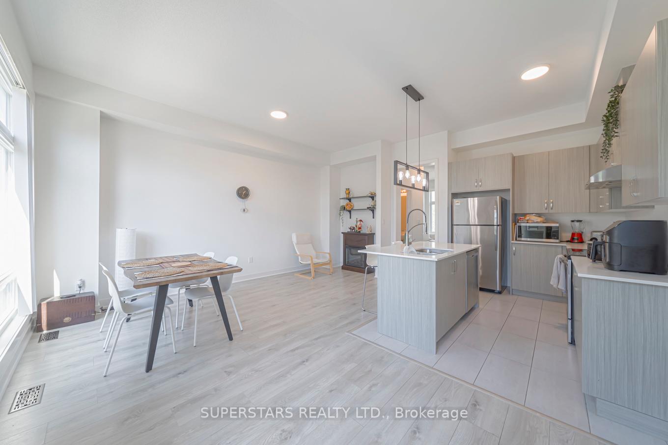 Photo 6 of 179 Carpaccio Avenue, Vaughan, Vellore Village — HOMEH