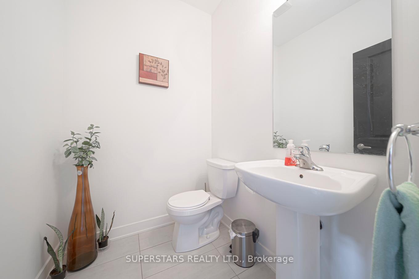 Photo 14 of 179 Carpaccio Avenue, Vaughan, Vellore Village — HOMEH