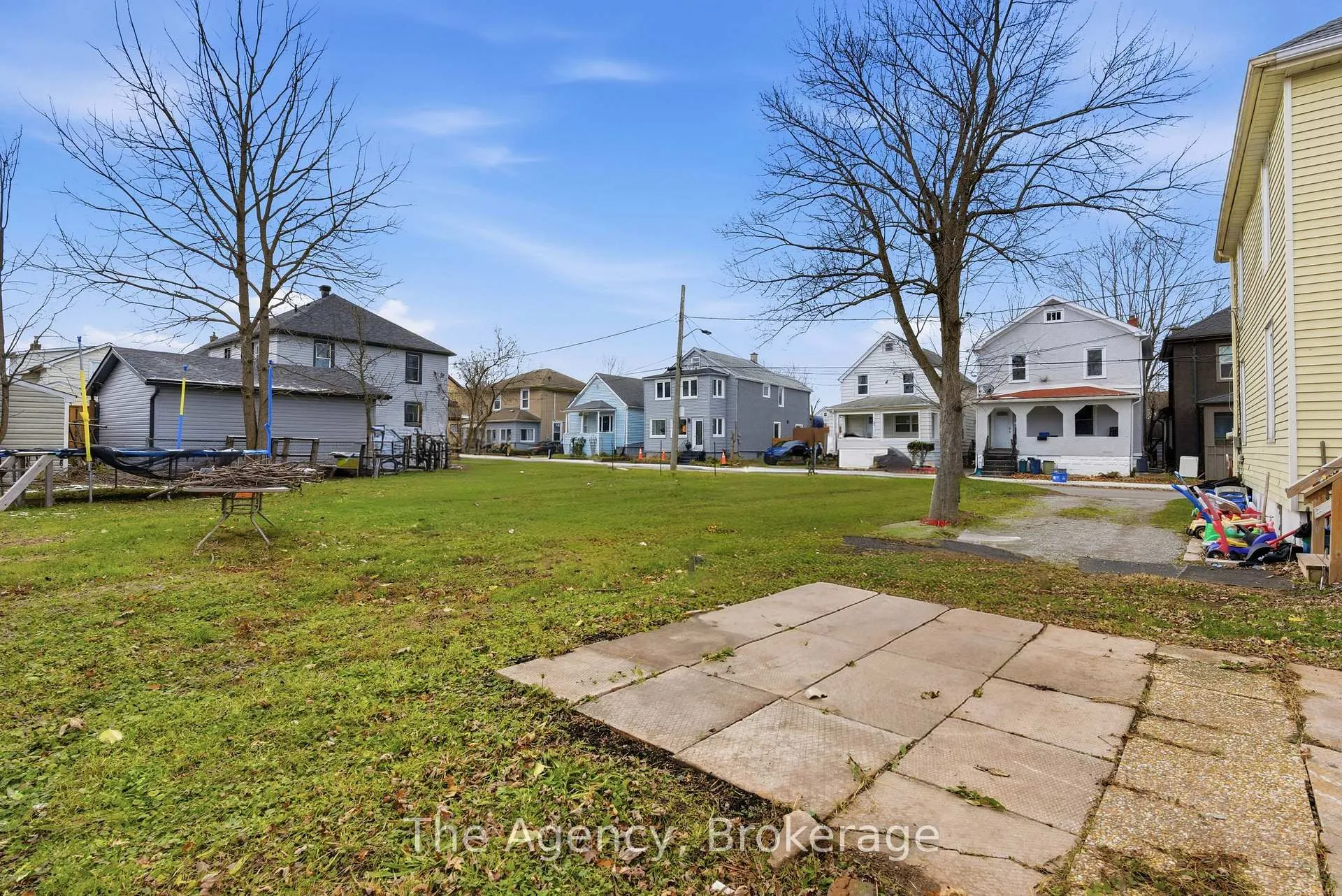 Photo 21 of 11 Patsy Avenue, Welland, Lincoln/Crowland — HOMEH