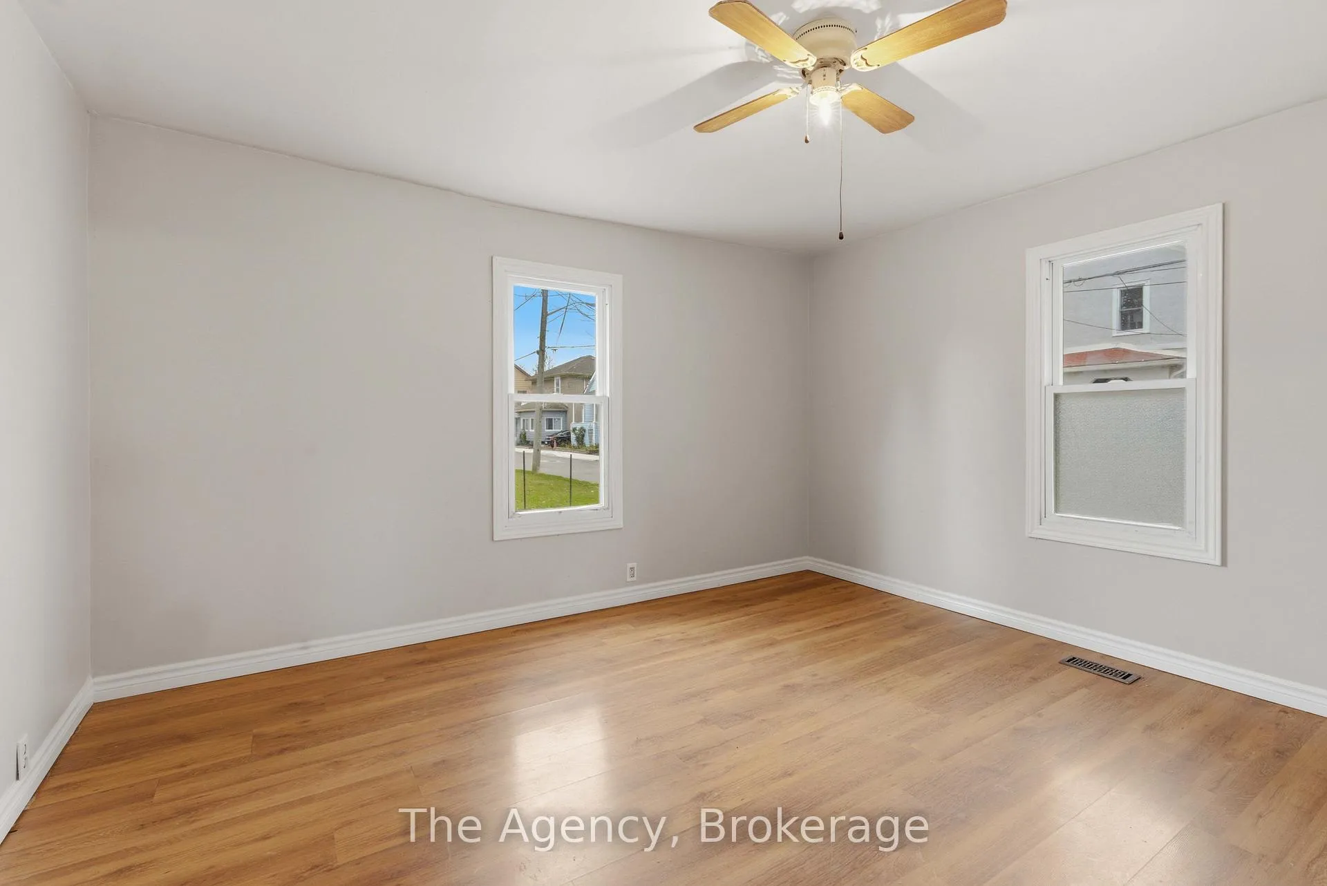 Photo 27 of 11 Patsy Avenue, Welland, Lincoln/Crowland — HOMEH