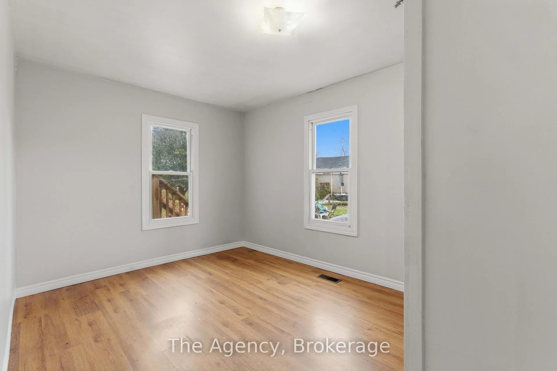 Photo 35 of 11 Patsy Avenue, Welland, Lincoln/Crowland — HOMEH