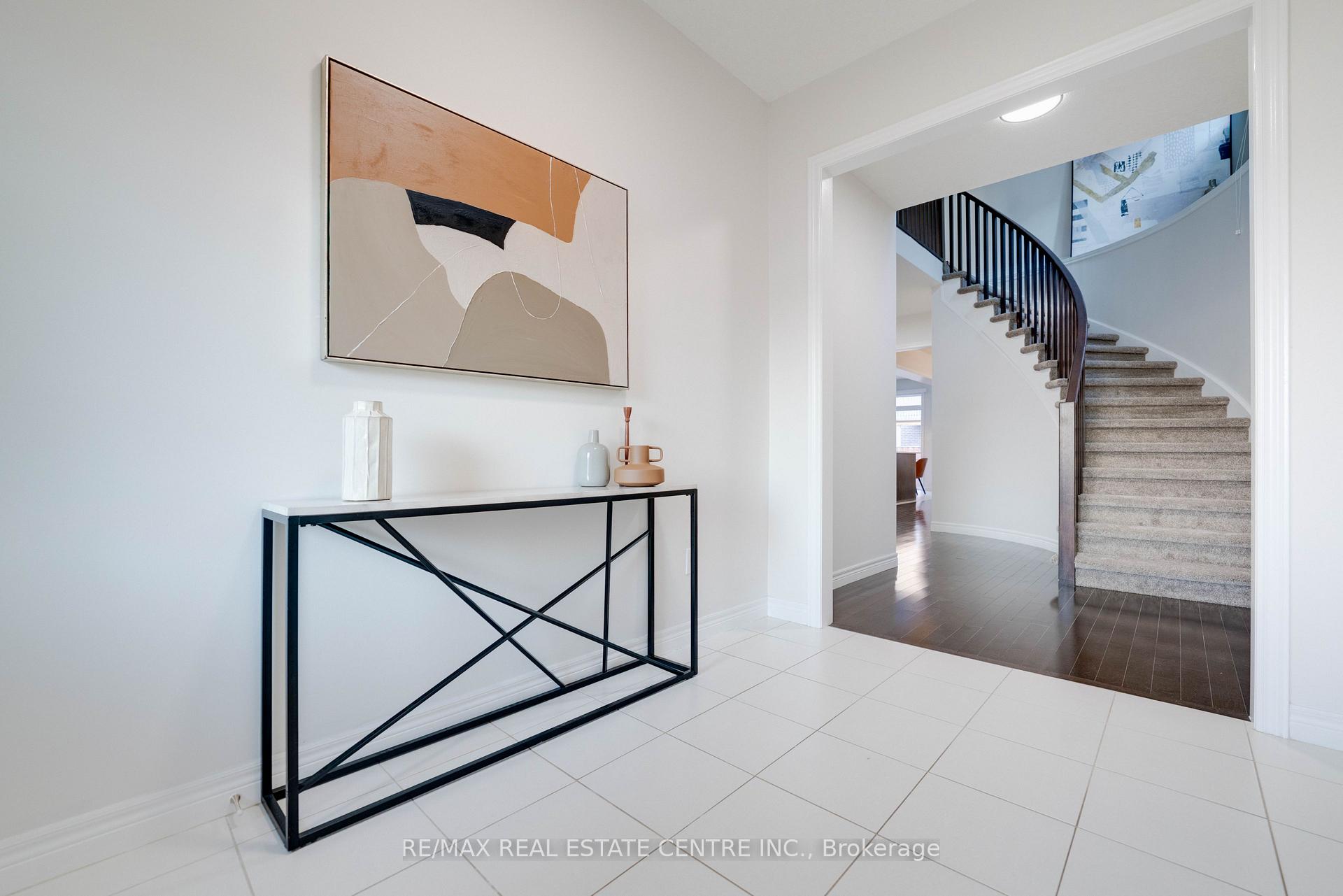 Photo 3 of 408 Wild Calla Street, Waterloo, Vista Hills — HOMEH