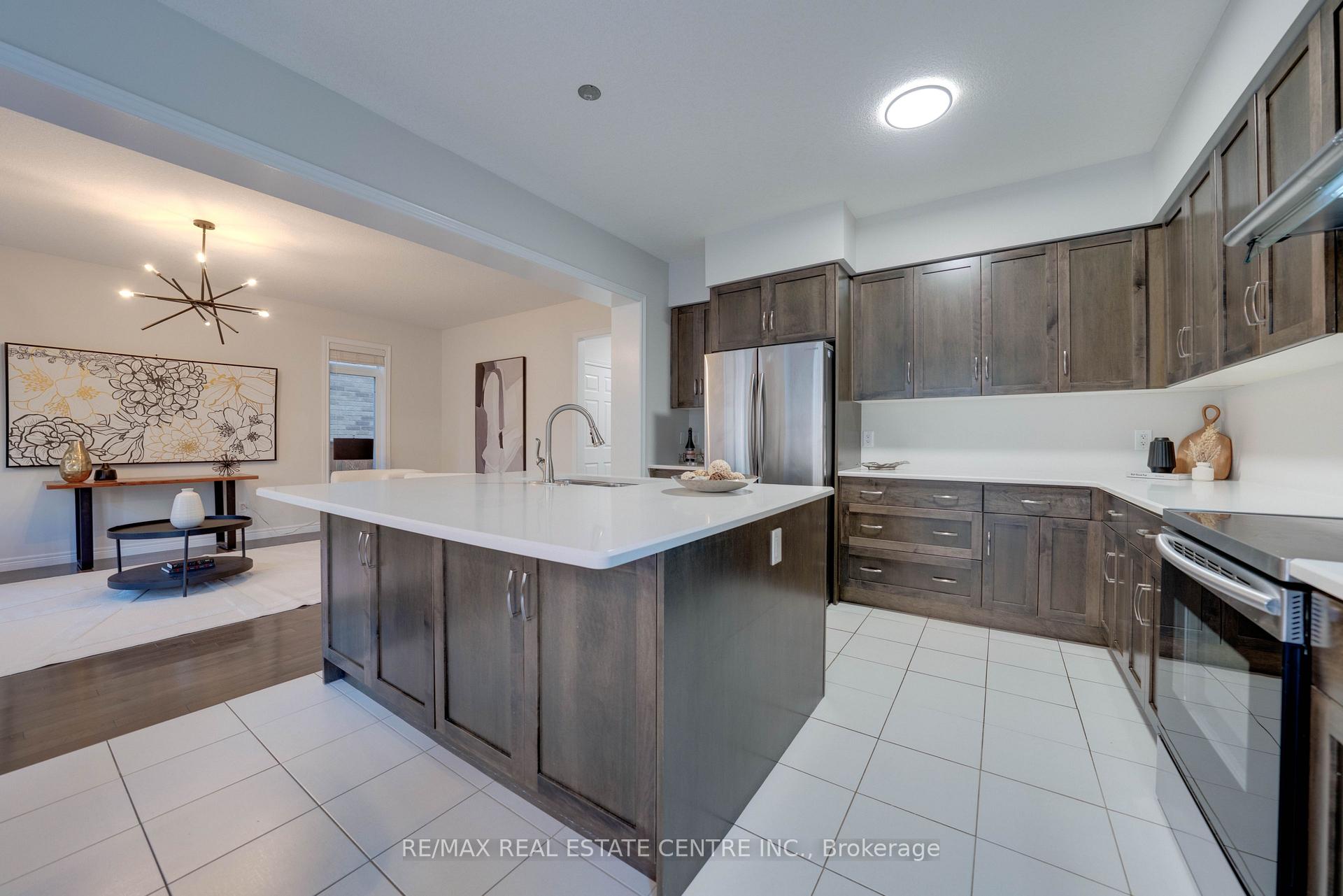 Photo 9 of 408 Wild Calla Street, Waterloo, Vista Hills — HOMEH