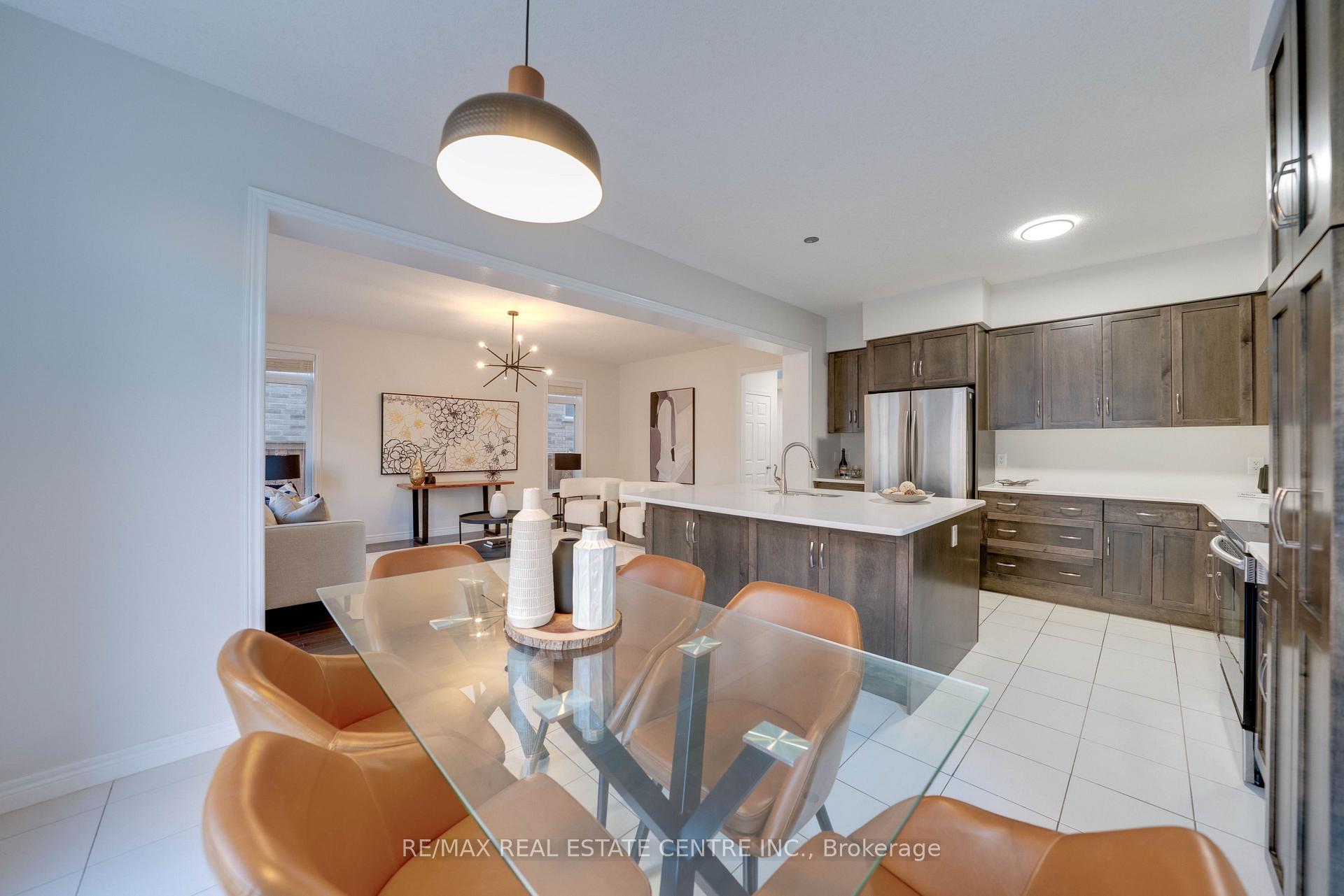 Photo 11 of 408 Wild Calla Street, Waterloo, Vista Hills — HOMEH