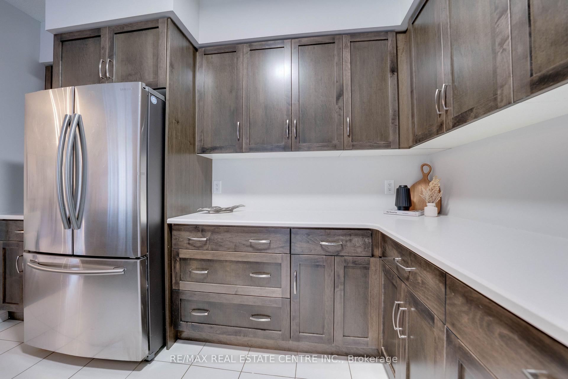 Photo 14 of 408 Wild Calla Street, Waterloo, Vista Hills — HOMEH