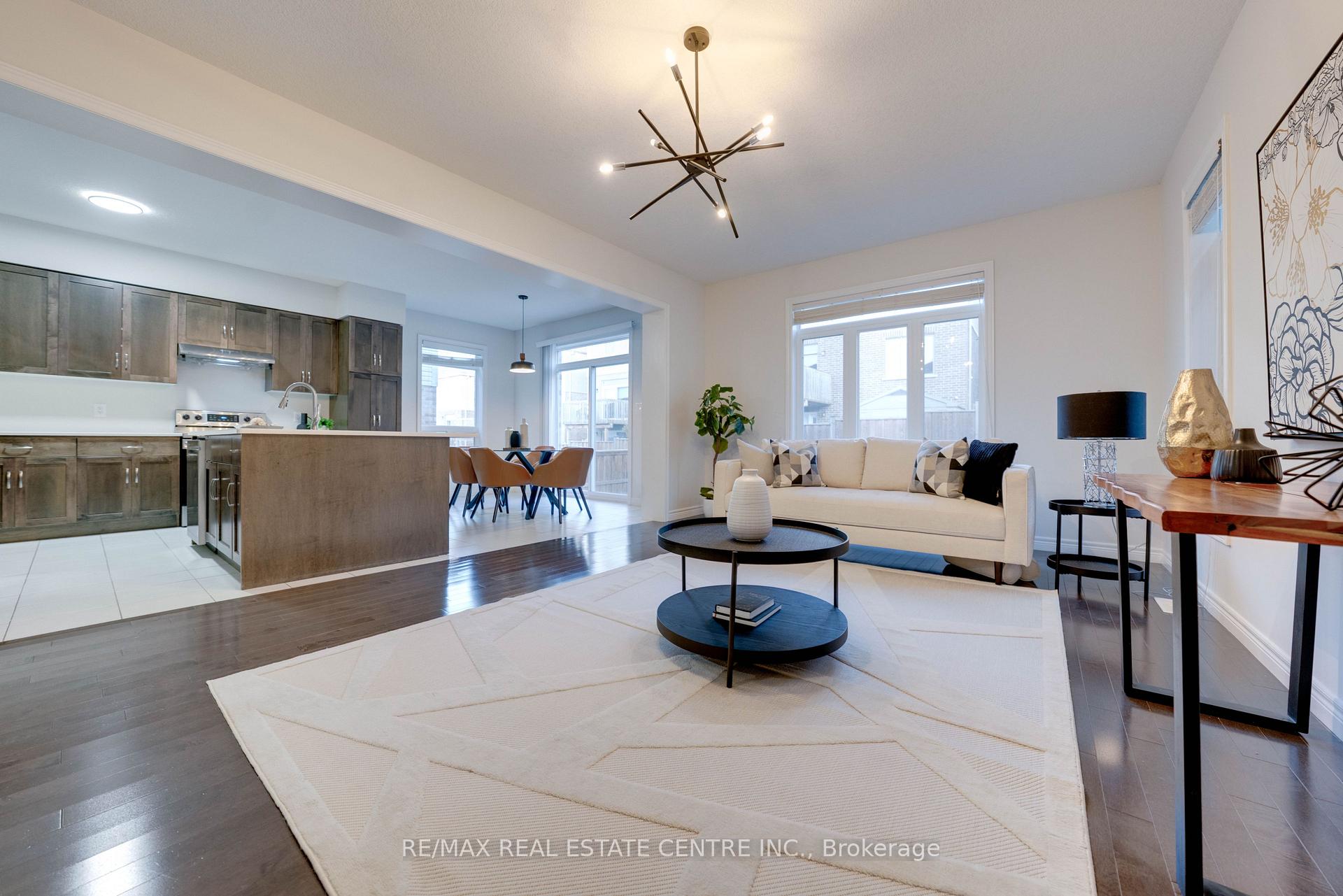 Photo 17 of 408 Wild Calla Street, Waterloo, Vista Hills — HOMEH
