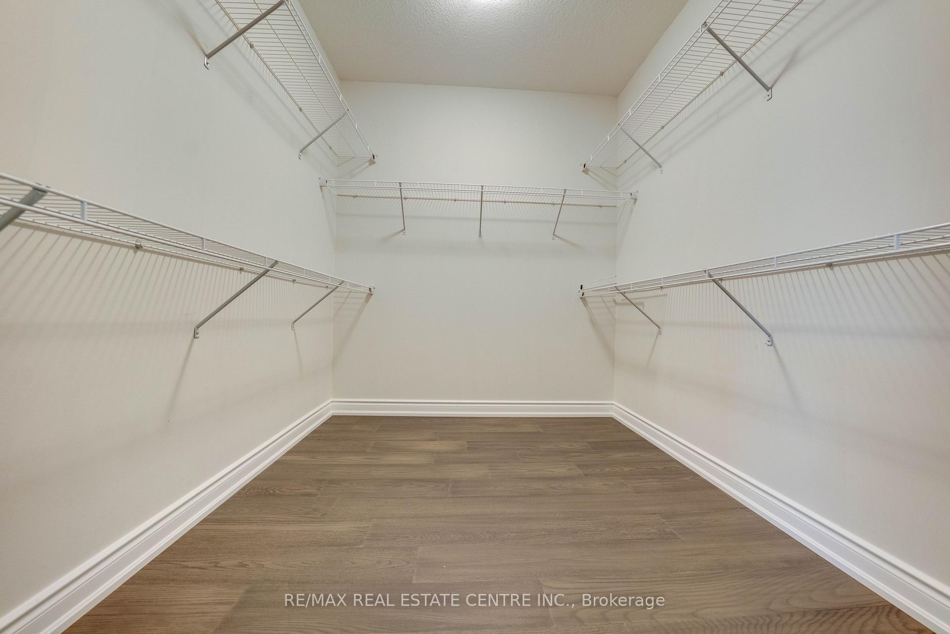 Photo 24 of 408 Wild Calla Street, Waterloo, Vista Hills — HOMEH