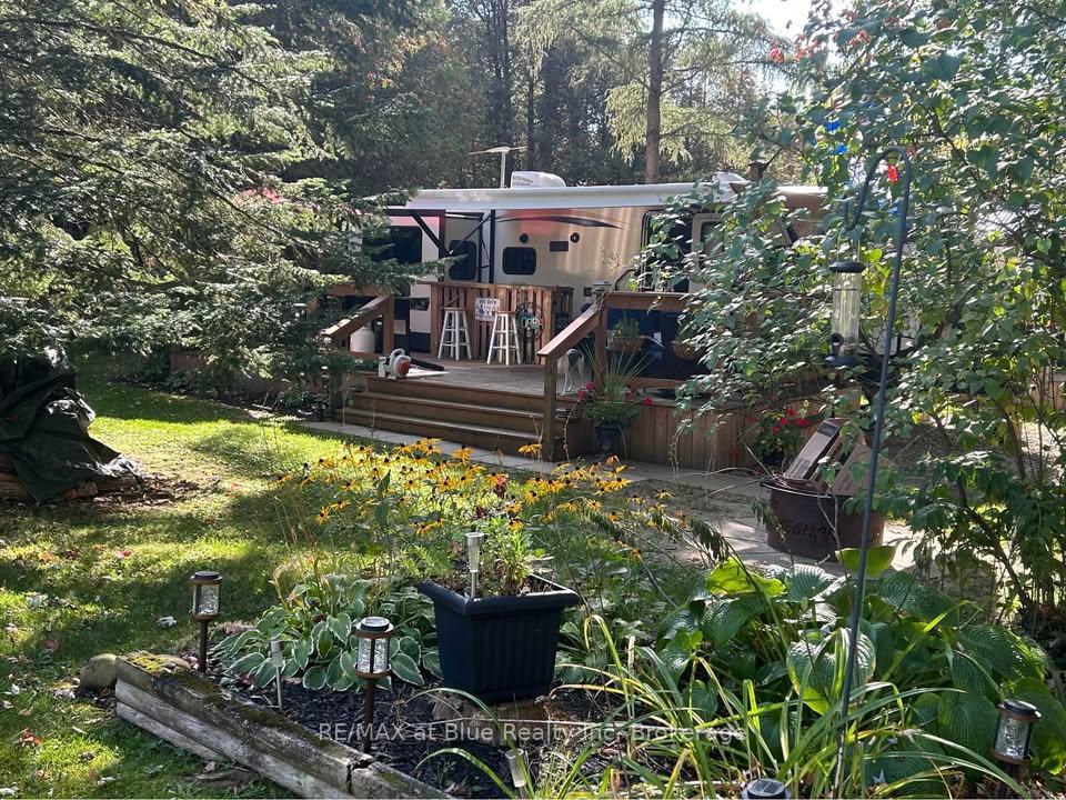Photo 2 of Unit H 21, 7489 Sideraod 5 E, Wellington North, Rural Wellington North — HOMEH