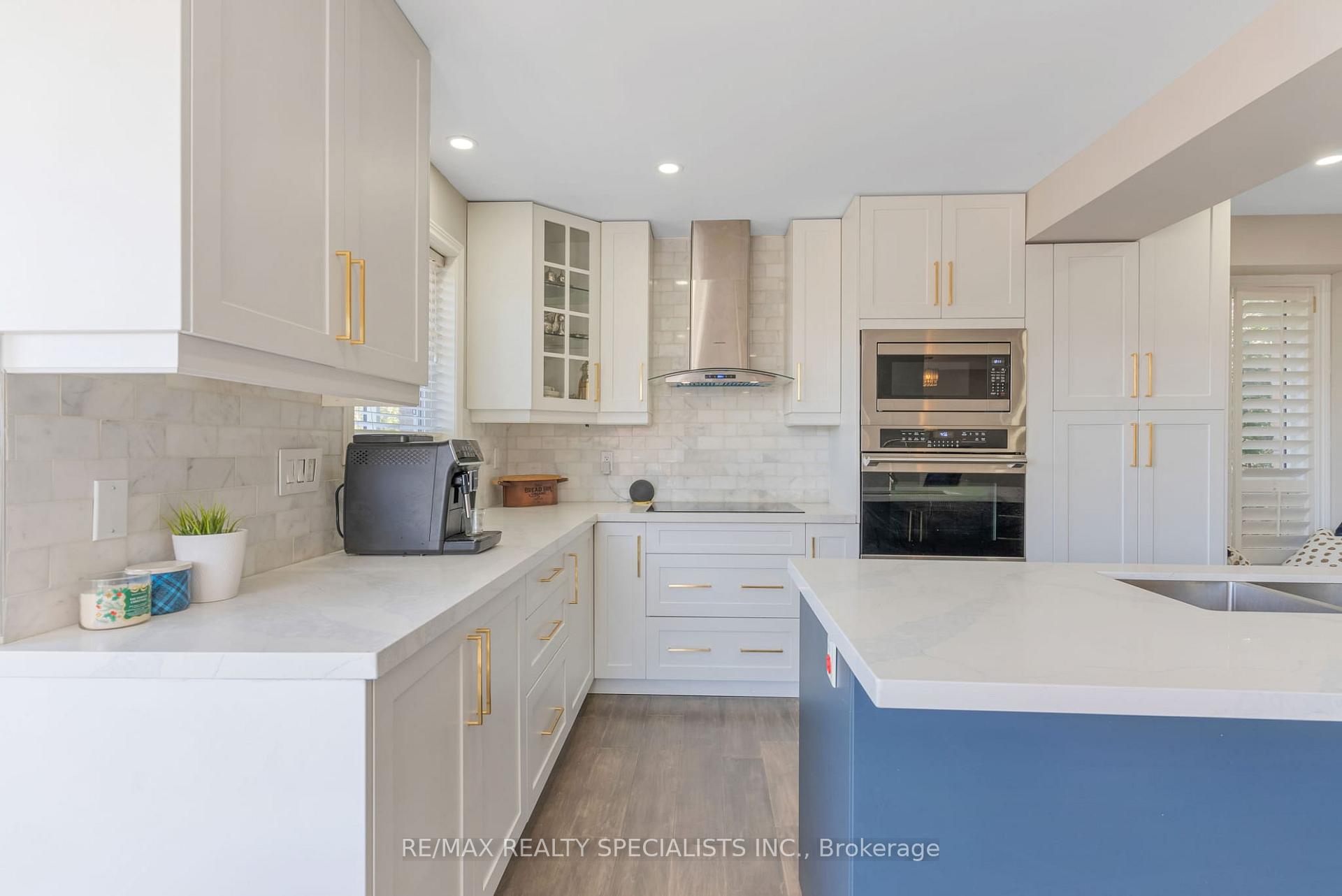 Photo 11 of Unit UPPER, 688 Brandenburg Boulevard, Waterloo — HOMEH