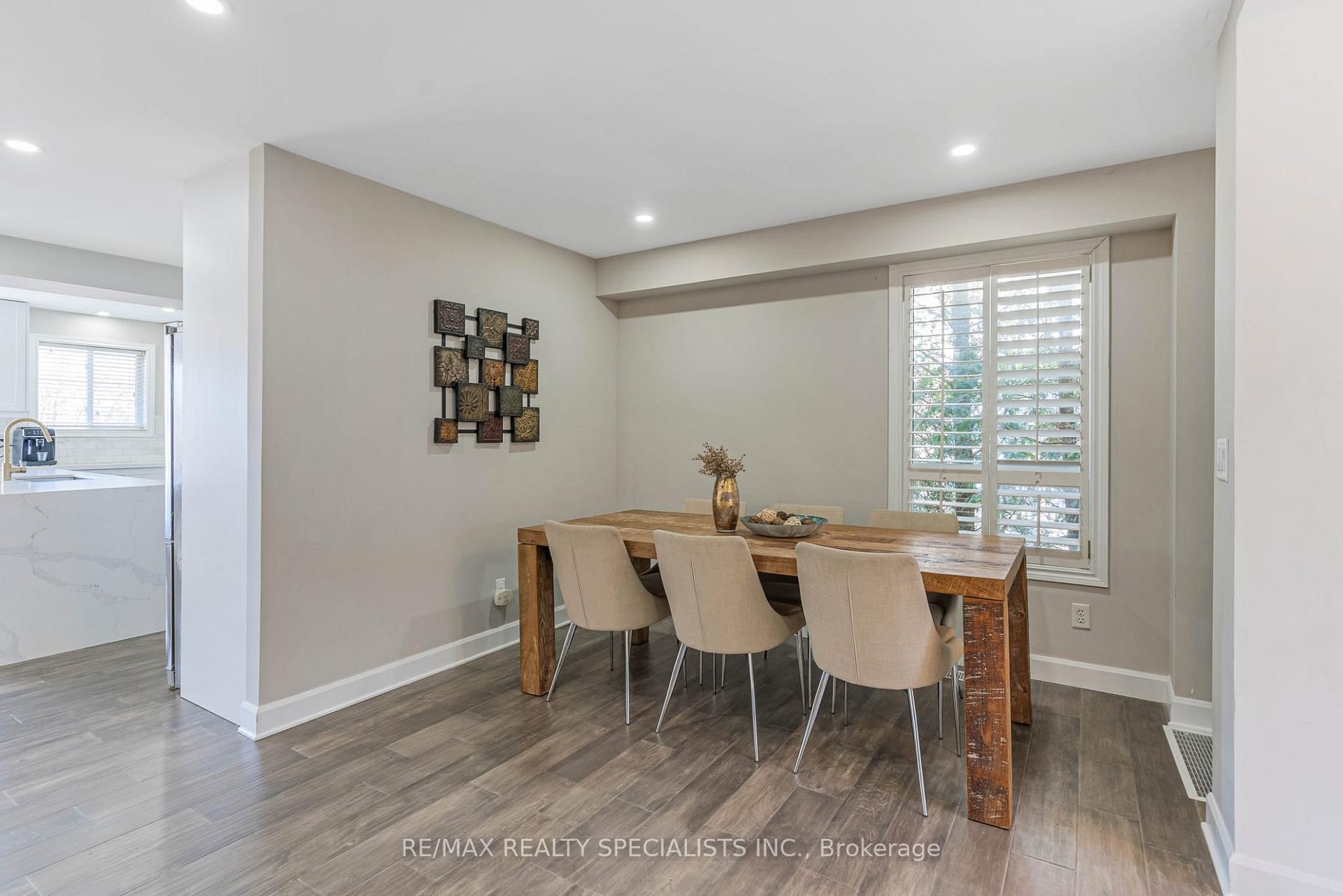 Photo 14 of Unit UPPER, 688 Brandenburg Boulevard, Waterloo — HOMEH