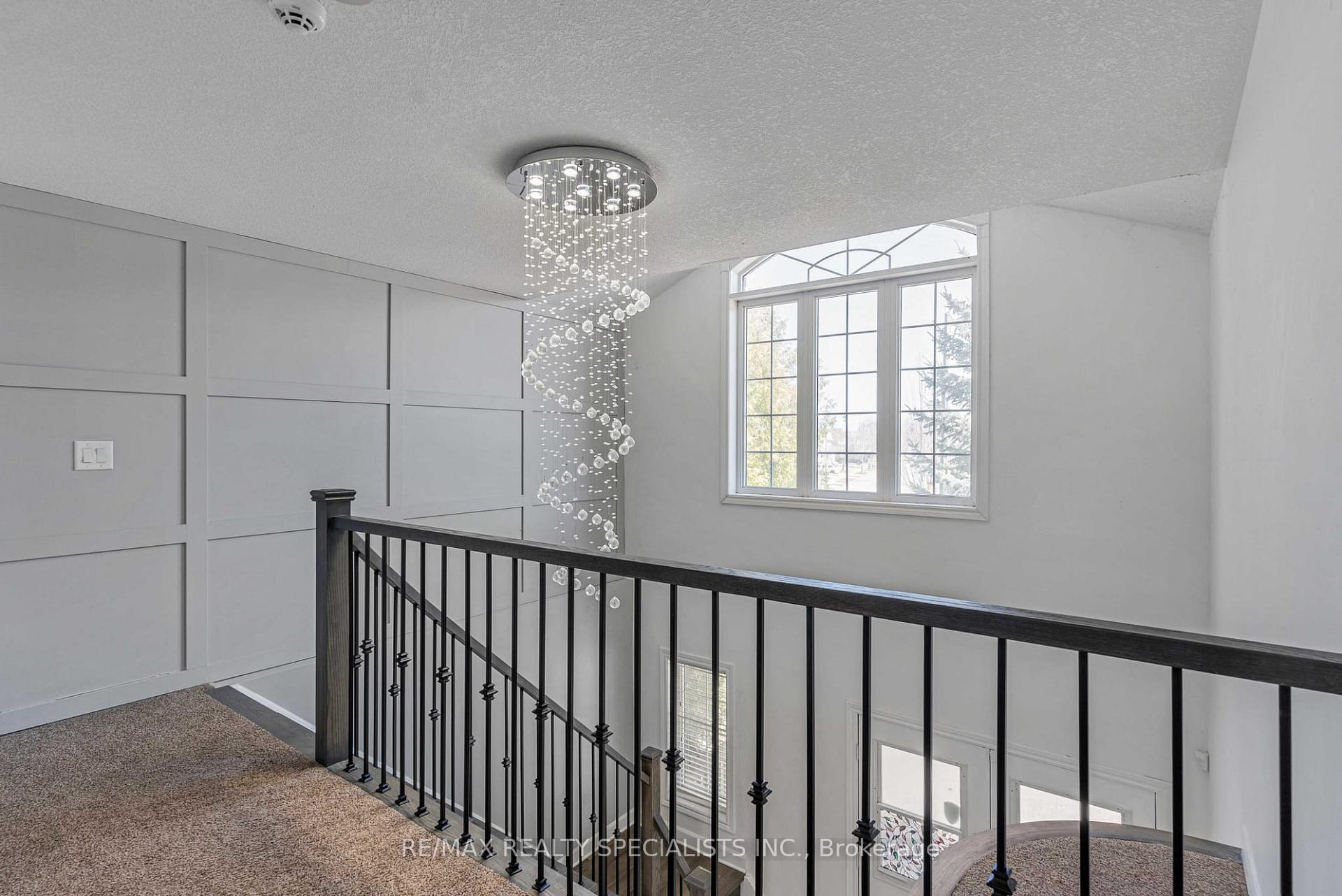 Photo 17 of Unit UPPER, 688 Brandenburg Boulevard, Waterloo — HOMEH