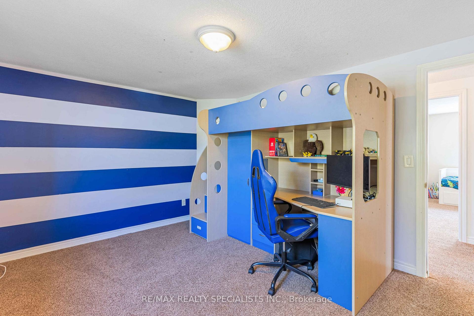 Photo 21 of Unit UPPER, 688 Brandenburg Boulevard, Waterloo — HOMEH