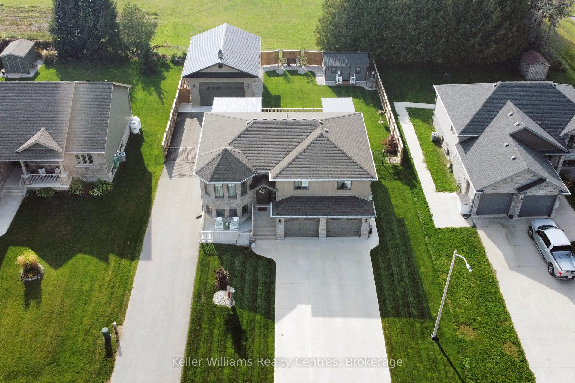 Photo 3 of 102 Tower Road, Arran-Elderslie — HOMEH