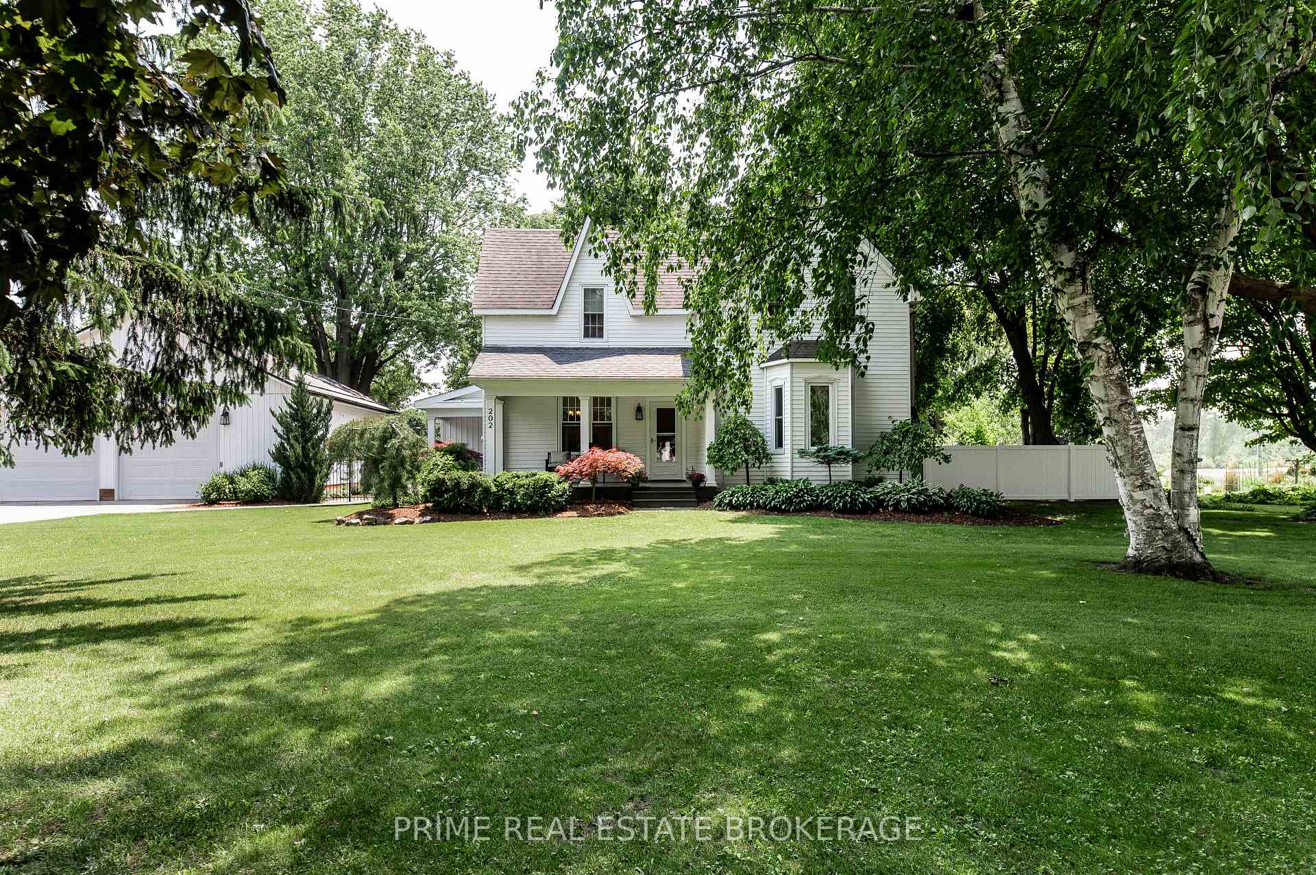 Photo 3 of 202 Queen Street, West Elgin, Rodney — HOMEH