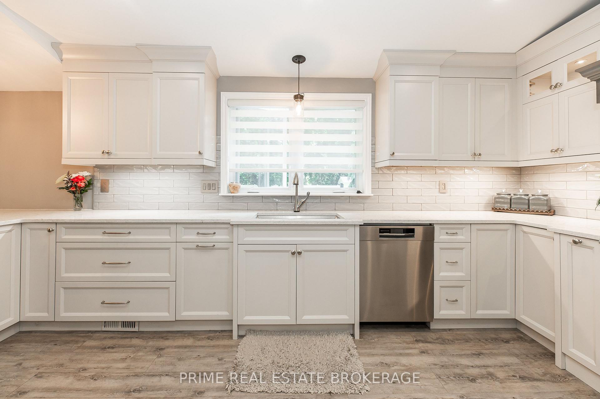 Photo 15 of 202 Queen Street, West Elgin, Rodney — HOMEH