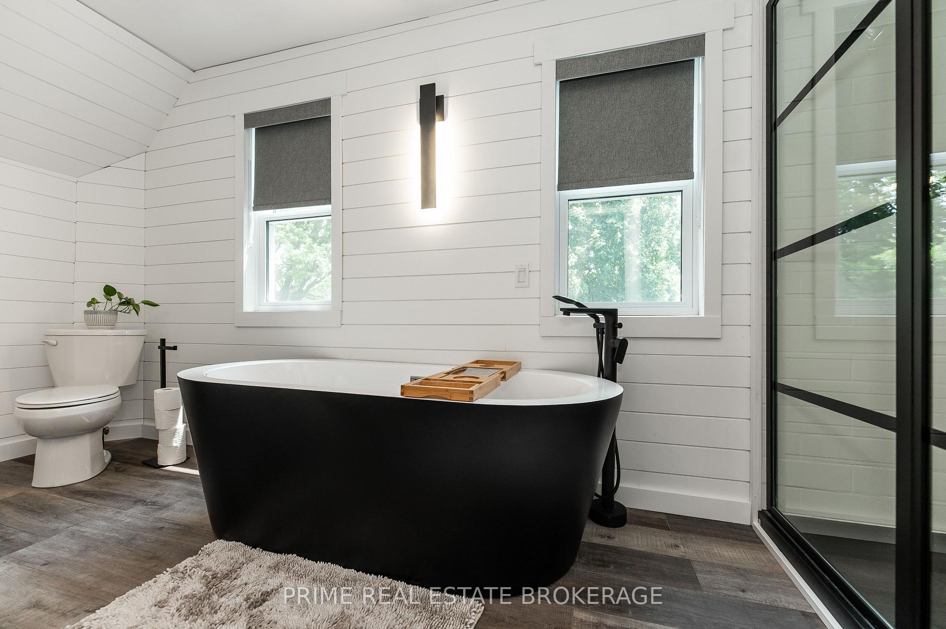 Photo 32 of 202 Queen Street, West Elgin, Rodney — HOMEH