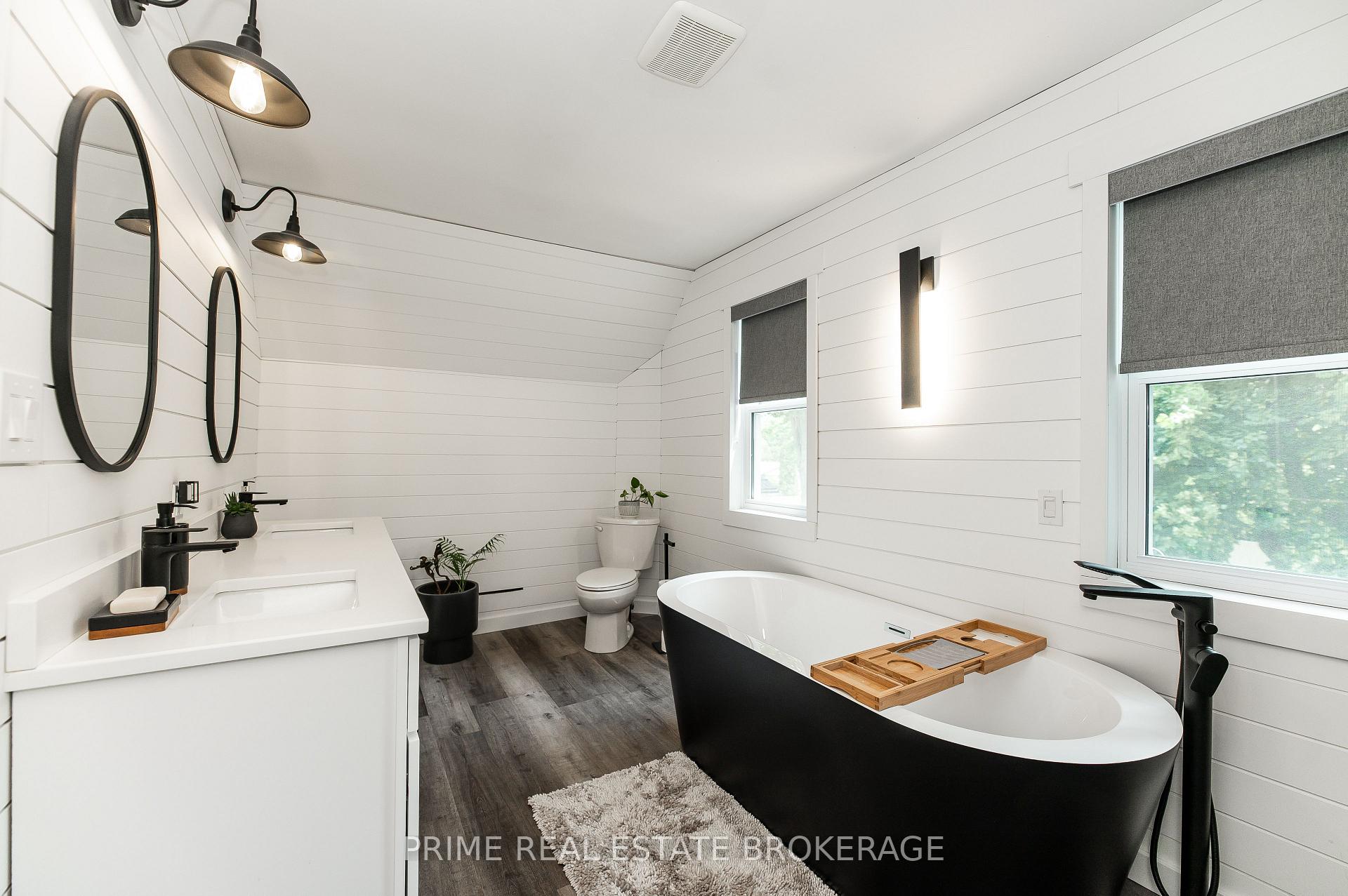 Photo 33 of 202 Queen Street, West Elgin, Rodney — HOMEH