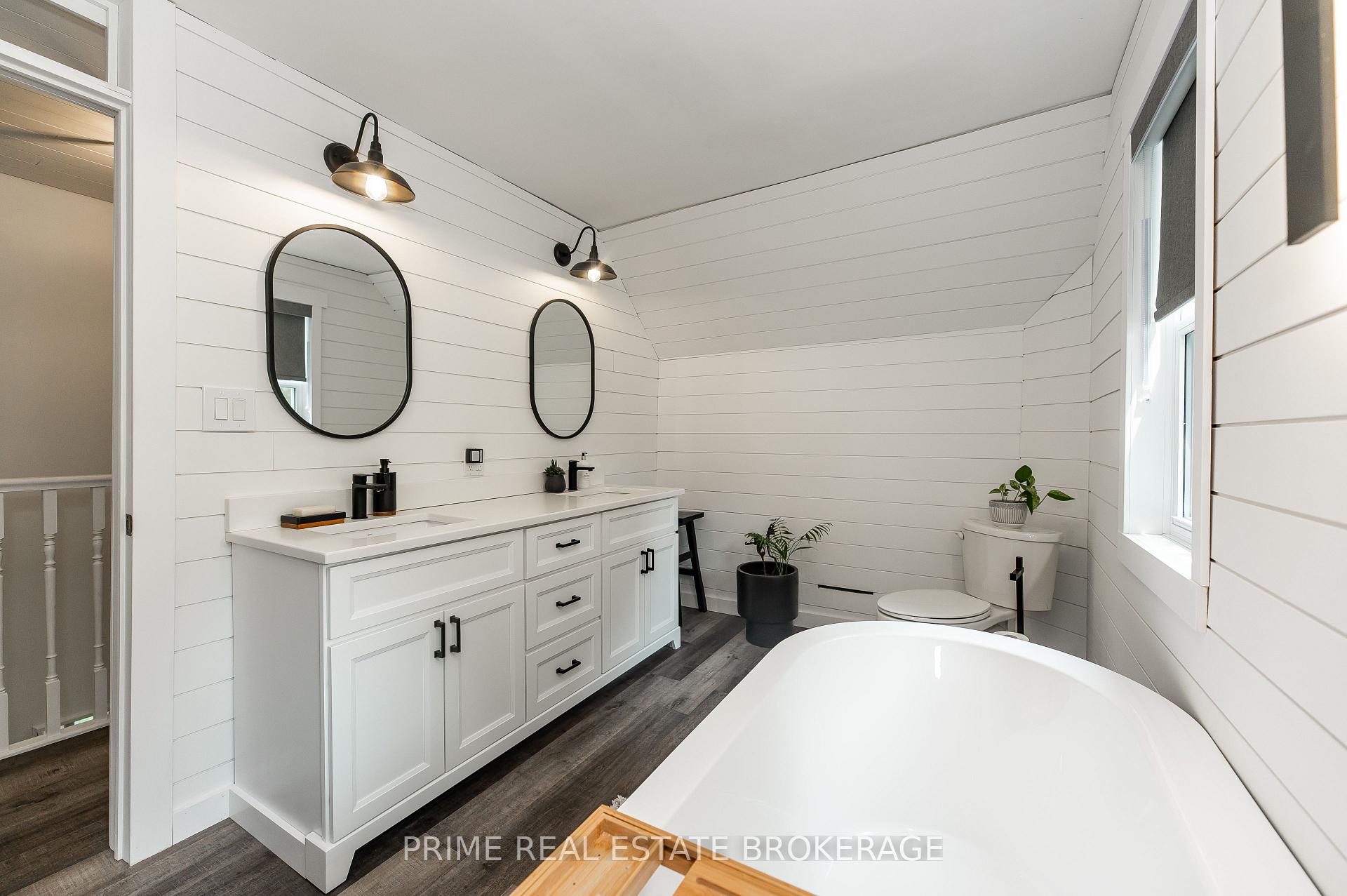 Photo 34 of 202 Queen Street, West Elgin, Rodney — HOMEH