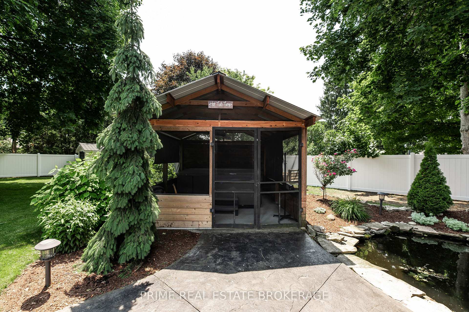 Photo 43 of 202 Queen Street, West Elgin, Rodney — HOMEH