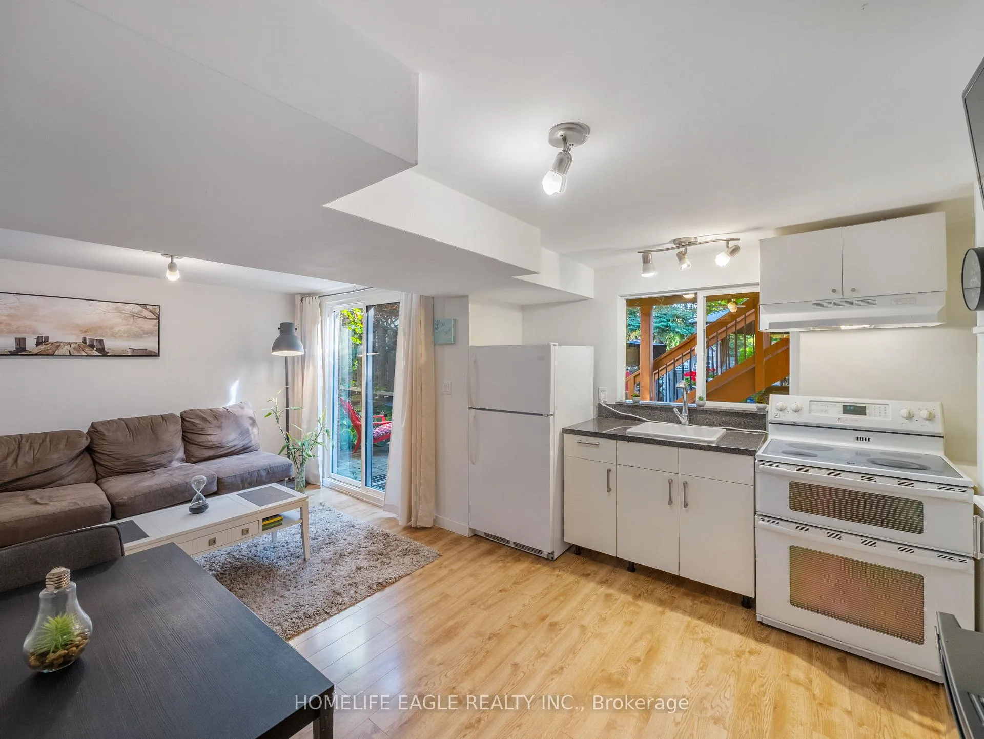Photo 32 of 30 Moffat Crescent, Aurora, Aurora Heights — HOMEH