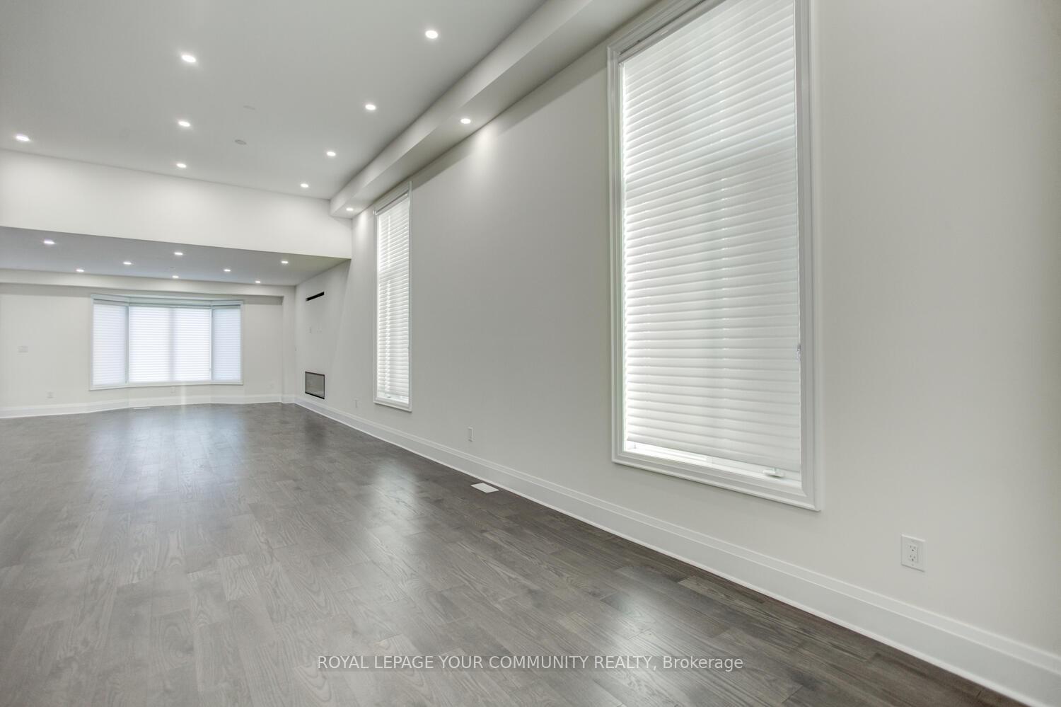 Photo 5 of 13 Bannockburn Drive, Vaughan, Vellore Village — HOMEH