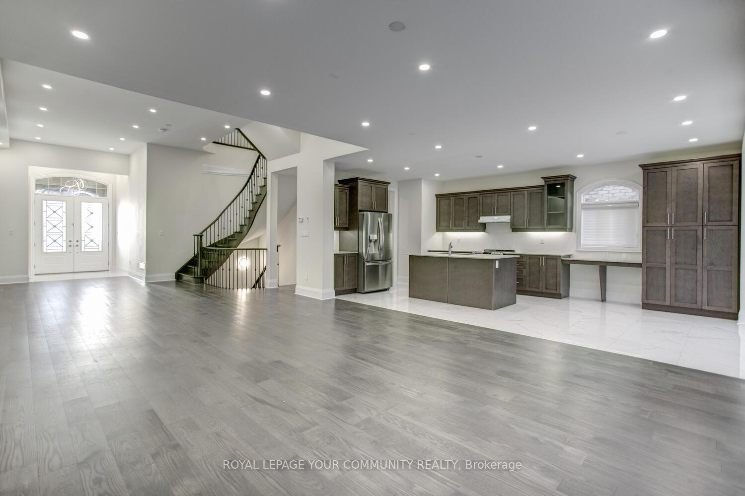 Photo 8 of 13 Bannockburn Drive, Vaughan, Vellore Village — HOMEH