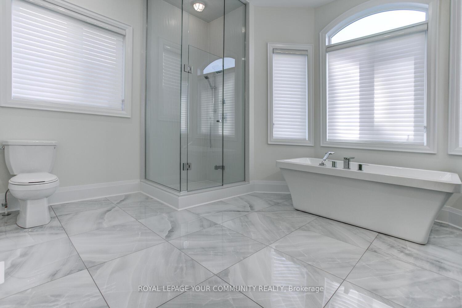 Photo 17 of 13 Bannockburn Drive, Vaughan, Vellore Village — HOMEH
