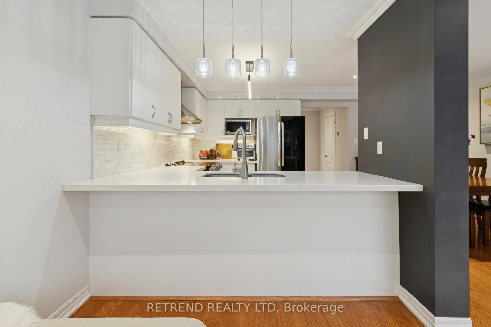 Photo 14 of 6 Summit Drive, Vaughan, Vellore Village — HOMEH