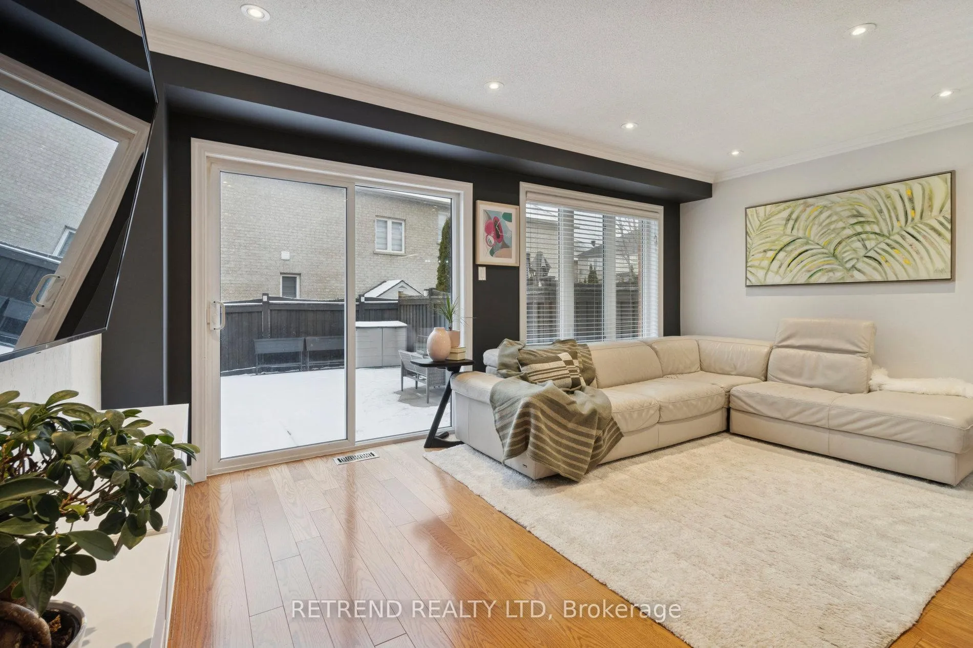 Photo 17 of 6 Summit Drive, Vaughan, Vellore Village — HOMEH