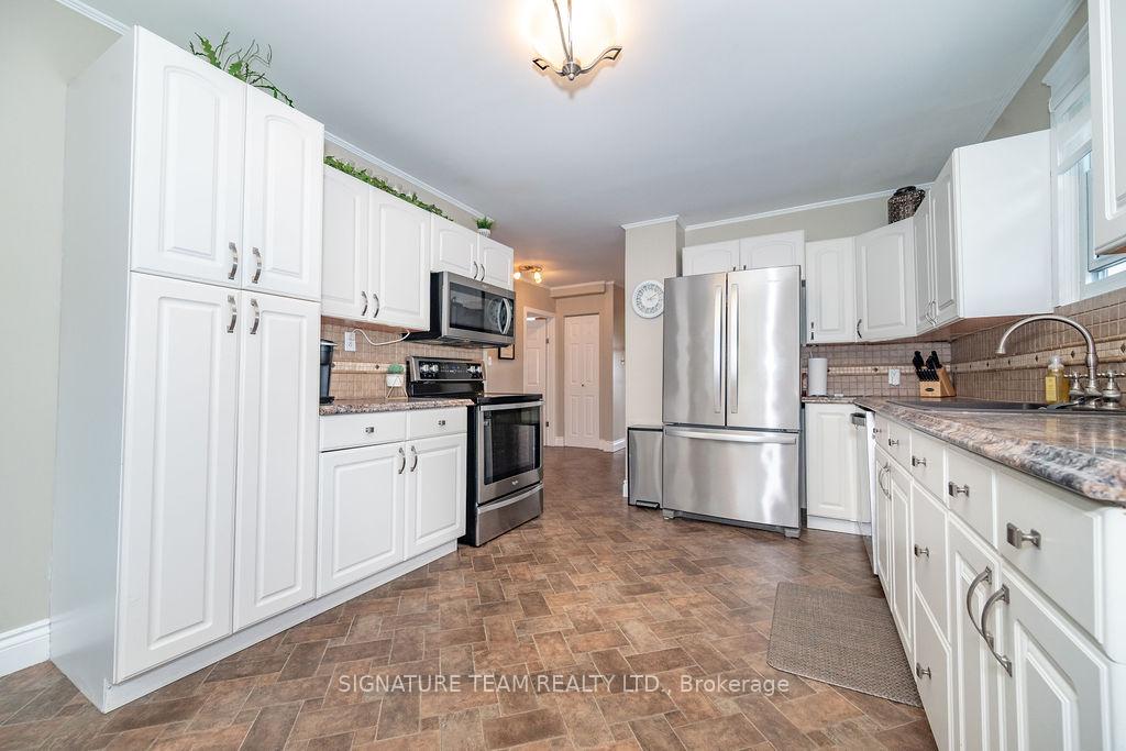 Photo 6 of 231 Bonnechere Street E, Bonnechere Valley, Eganville/Bonnechere Twp — HOMEH