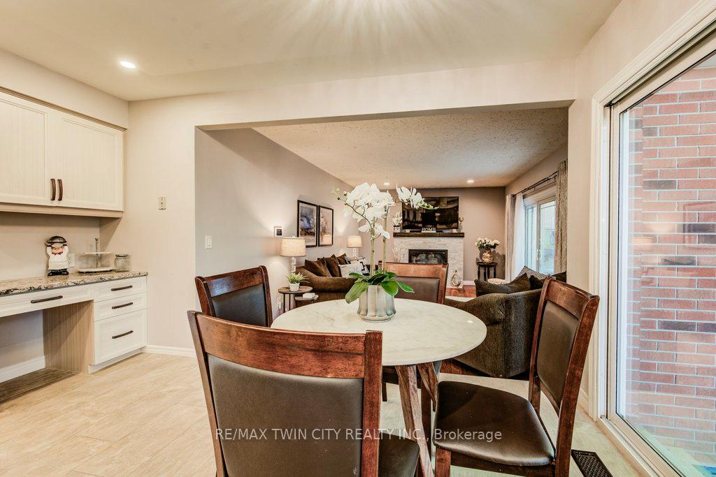 Photo 15 of 466 Kingsford Place, Waterloo — HOMEH
