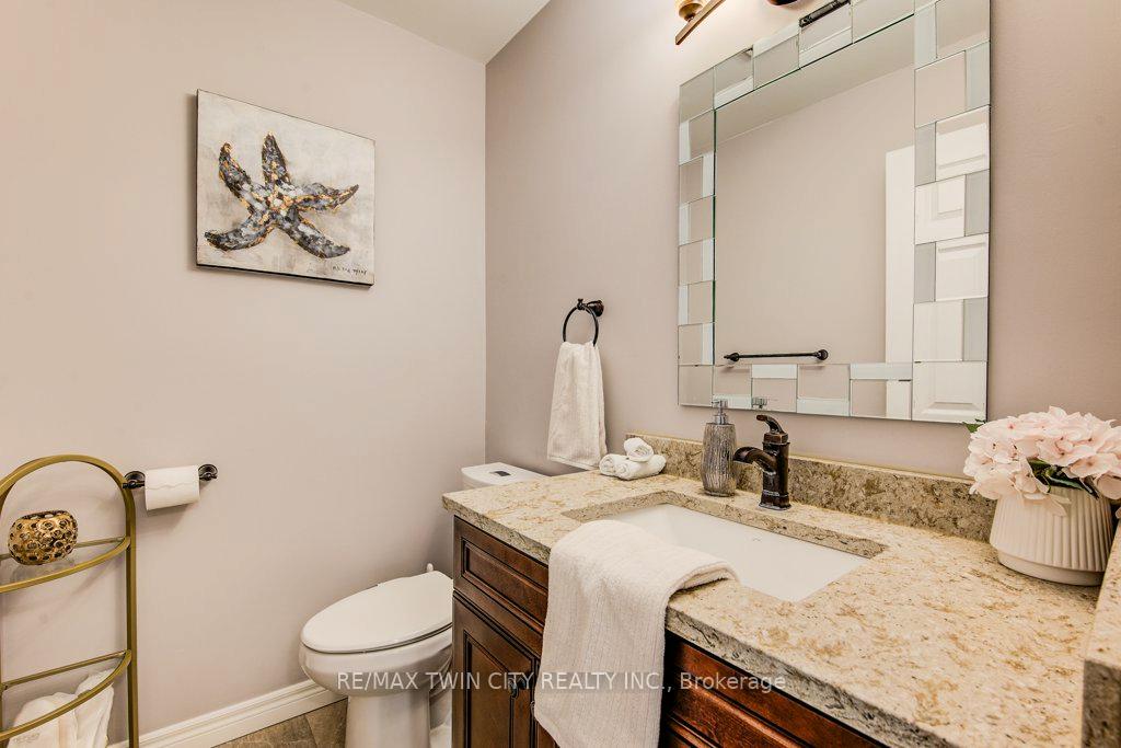 Photo 17 of 466 Kingsford Place, Waterloo — HOMEH