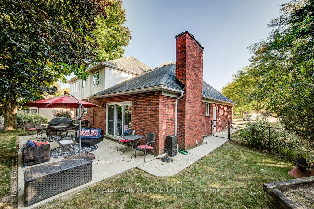 Photo 41 of 466 Kingsford Place, Waterloo — HOMEH
