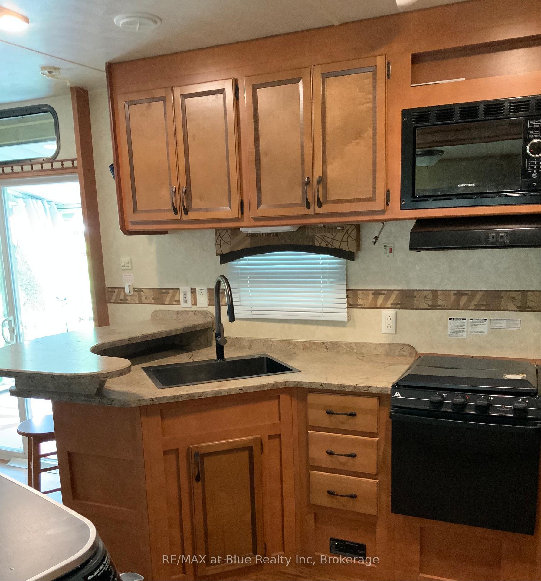 Photo 32 of Unit S 14, 7489 Sideraod 5 E, Wellington North, Rural Wellington North — HOMEH