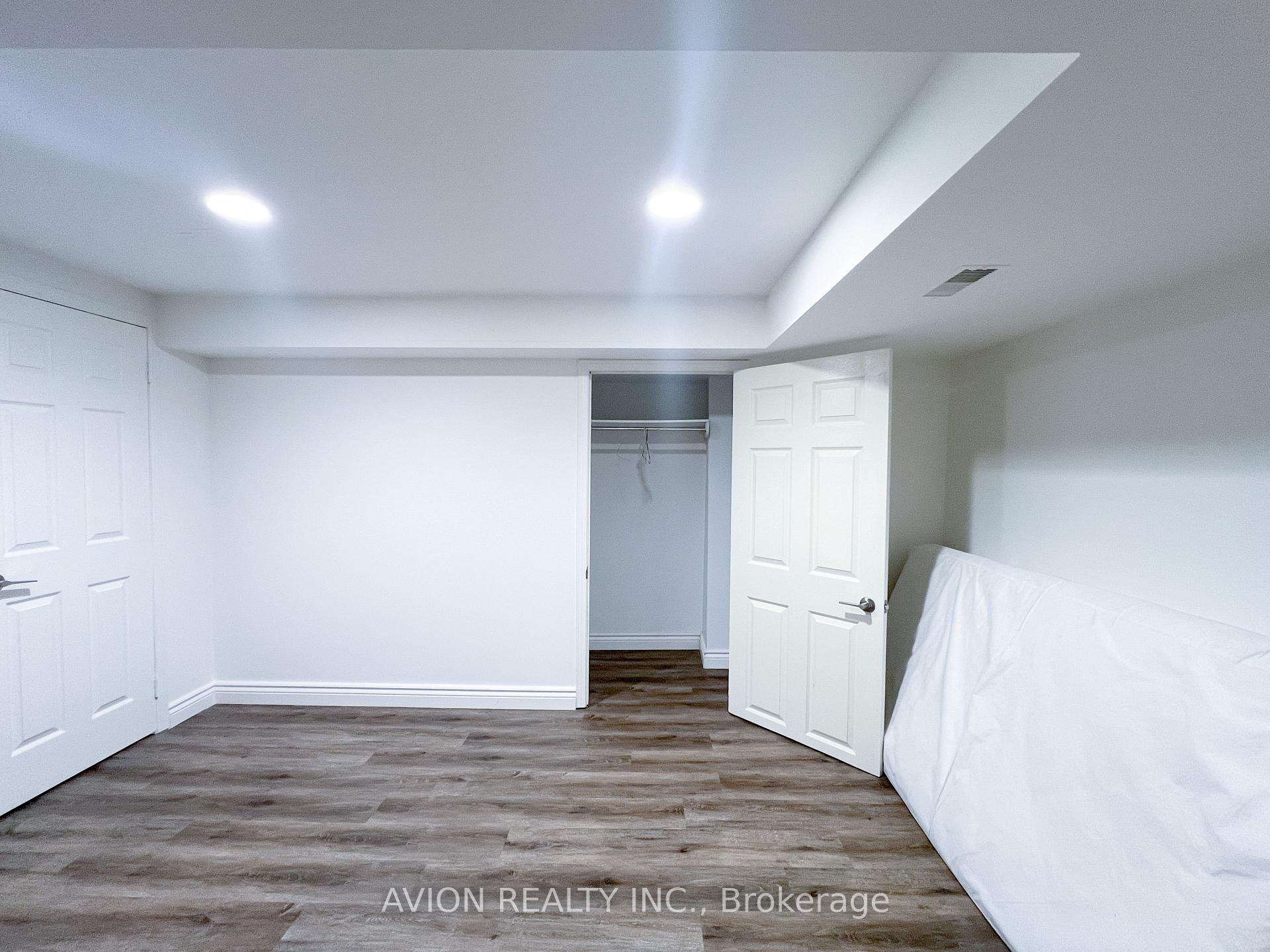 Photo 7 of Unit Lower, 48 Samuel Oster Avenue, Vaughan, Brownridge — HOMEH