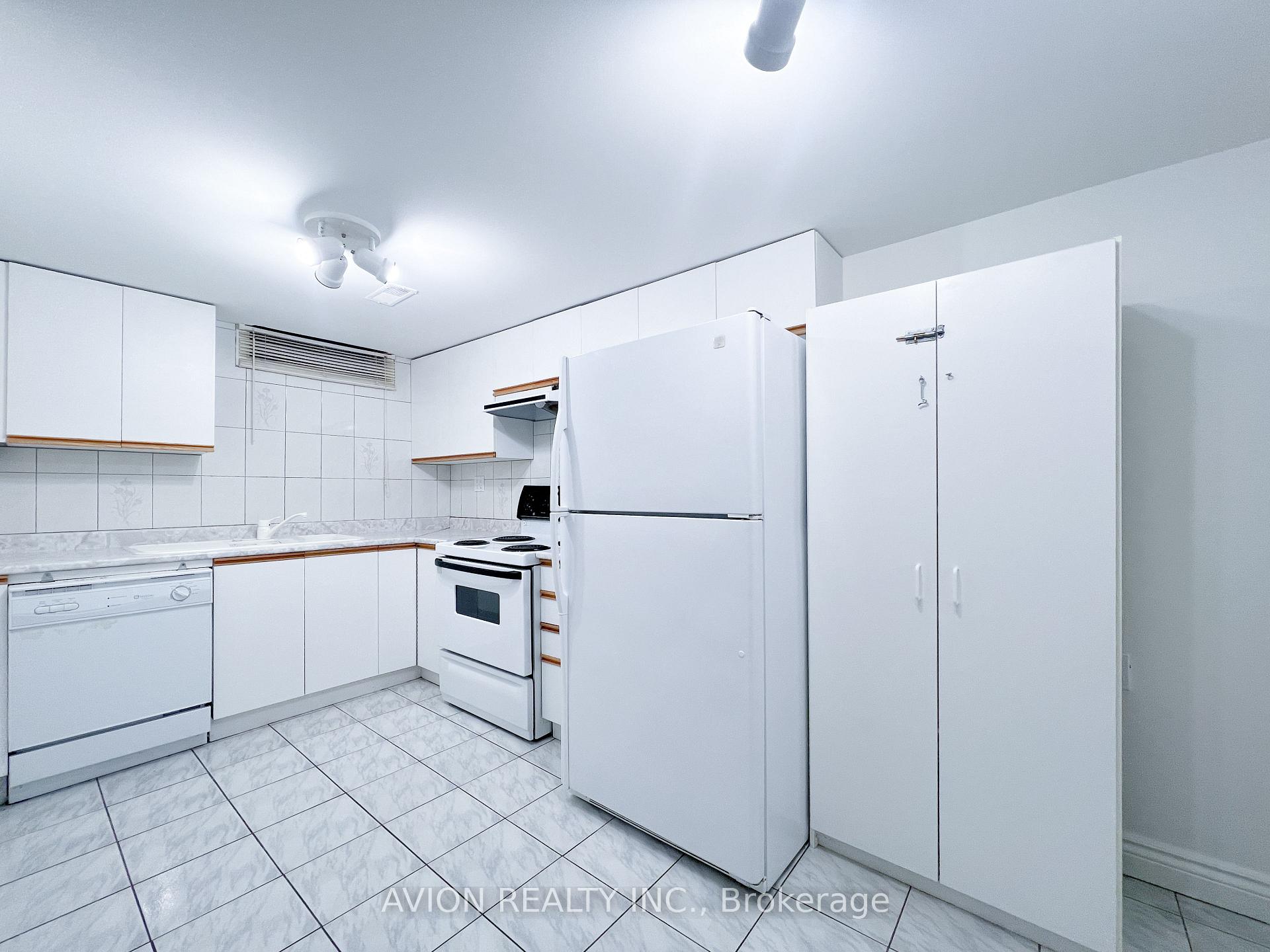 Photo 8 of Unit Lower, 48 Samuel Oster Avenue, Vaughan, Brownridge — HOMEH