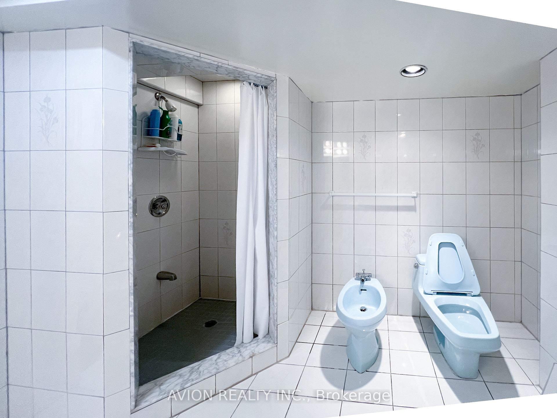 Photo 10 of Unit Lower, 48 Samuel Oster Avenue, Vaughan, Brownridge — HOMEH