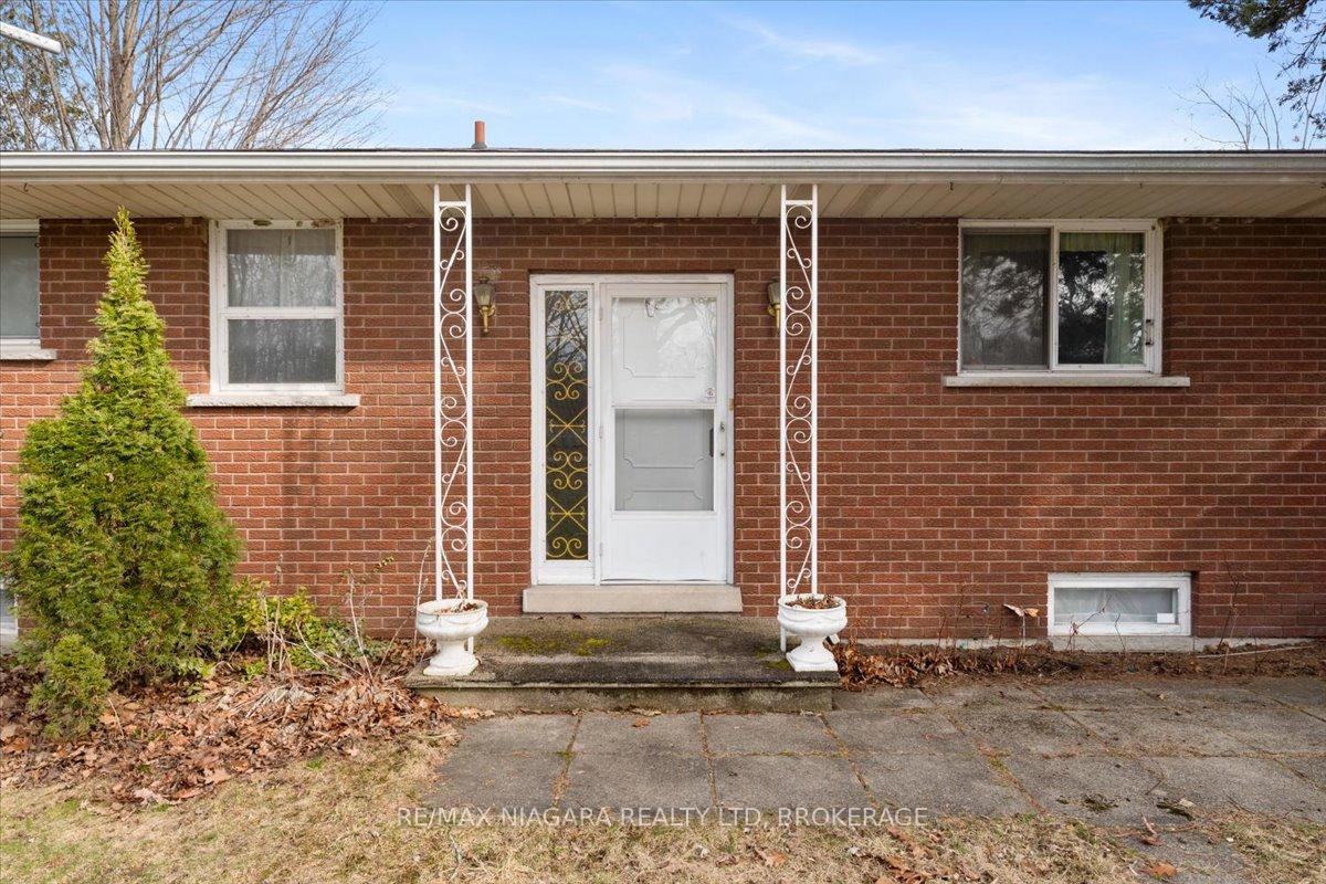 Photo 5 of 12 Harbourview Road, Wainfleet, Lakeshore — HOMEH