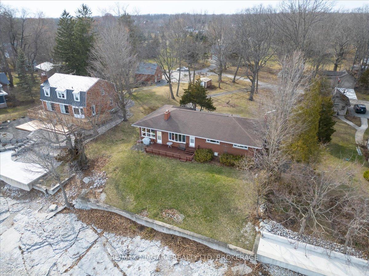 Photo 33 of 12 Harbourview Road, Wainfleet, Lakeshore — HOMEH